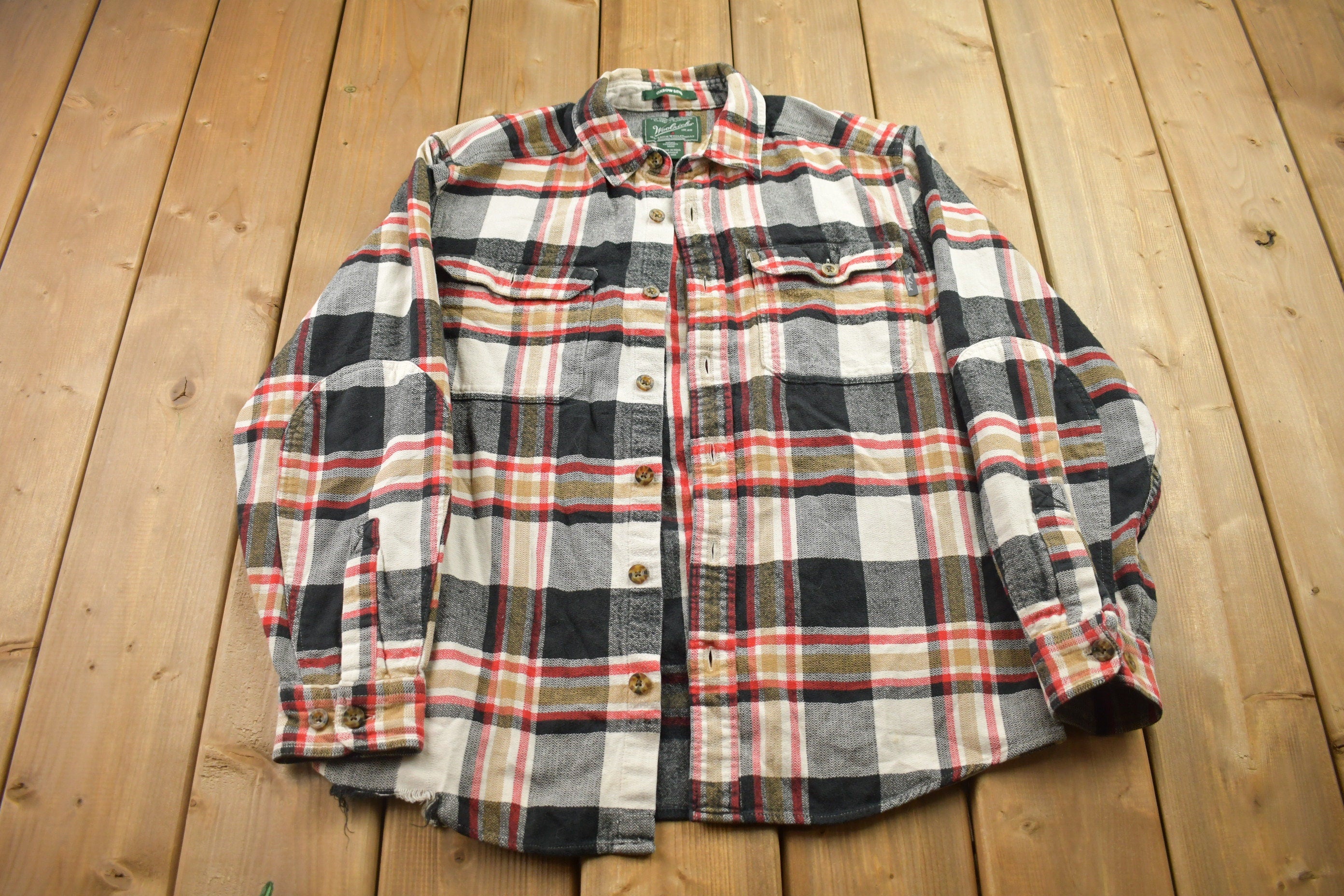 Vintage 1990s Woolrich Plaid Button Up Shirt