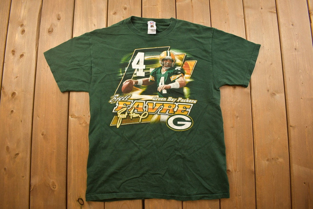 Vintage 1990s Brett Farve Green Bay Packers NFL Graphic T-Shirt