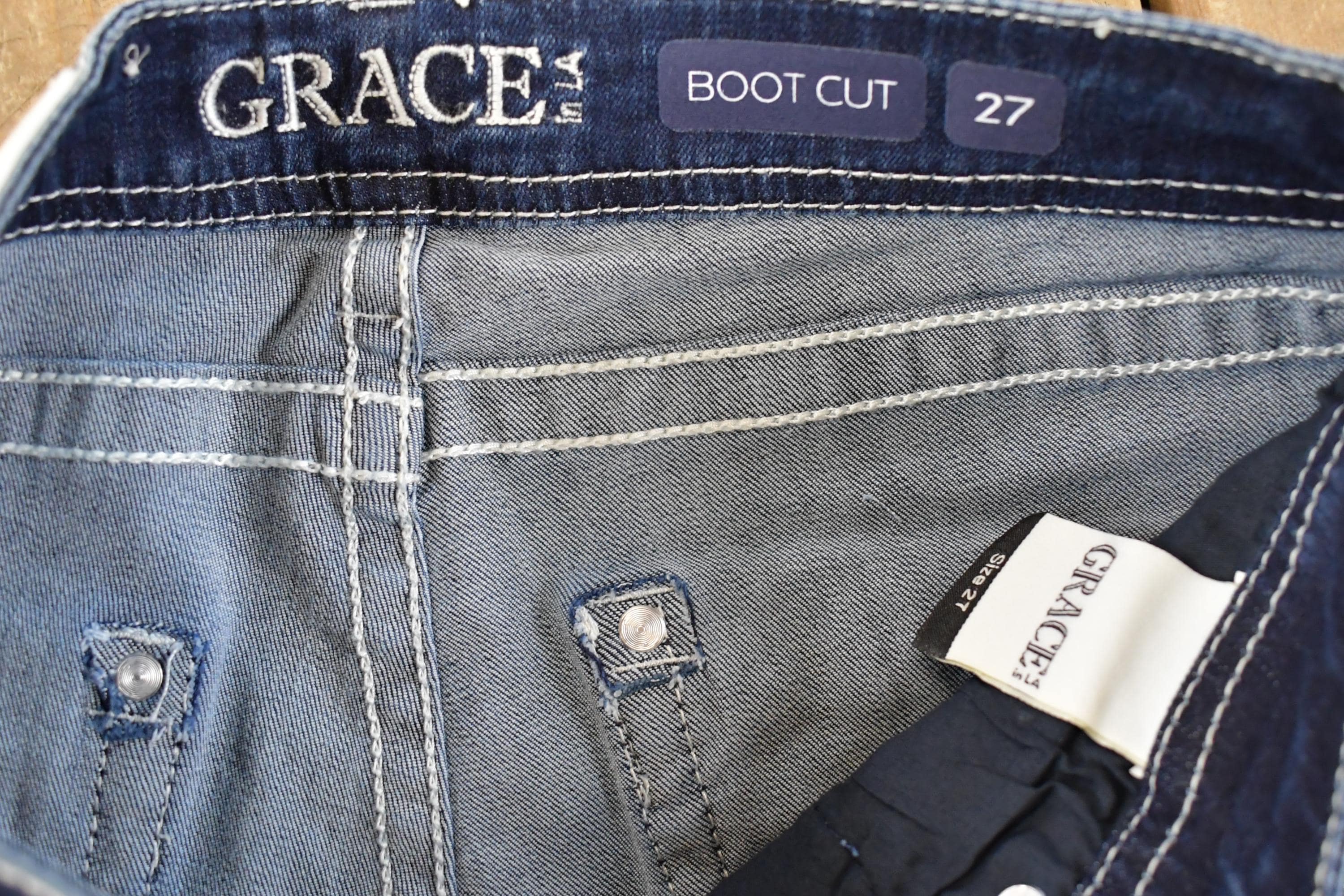 Vintage Deadstock Y2K Grace LA Bedazzled Low Rise Jeans Women's Size 27 x 32