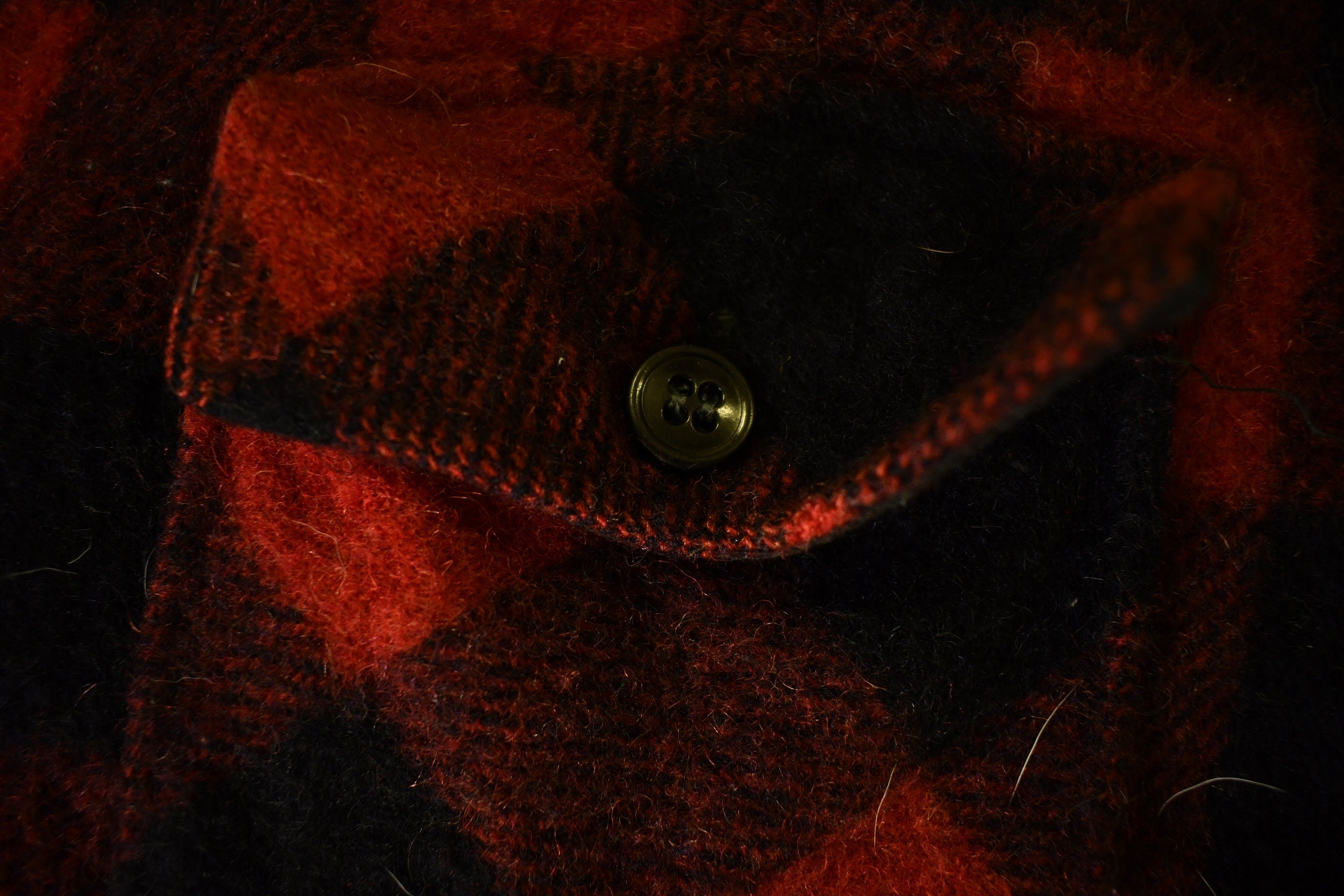 Vintage 1950s Winter King Buffalo Plaid Wool Button Up Shirt