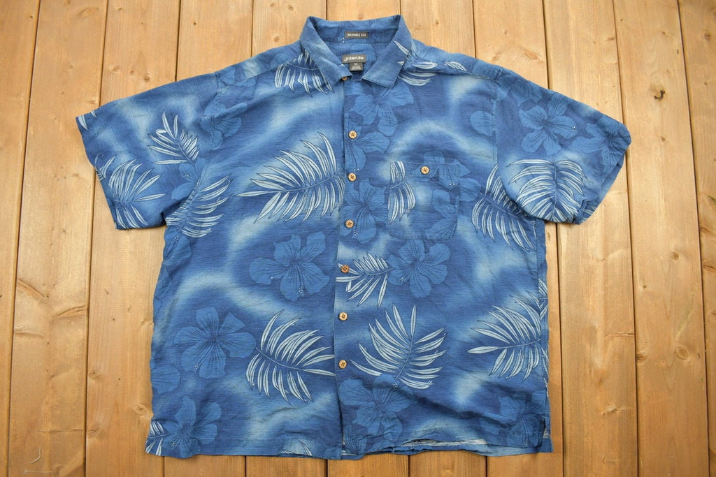 Vintage 1990s St Johns Bay Hawaiian Themed Button Up Shirt