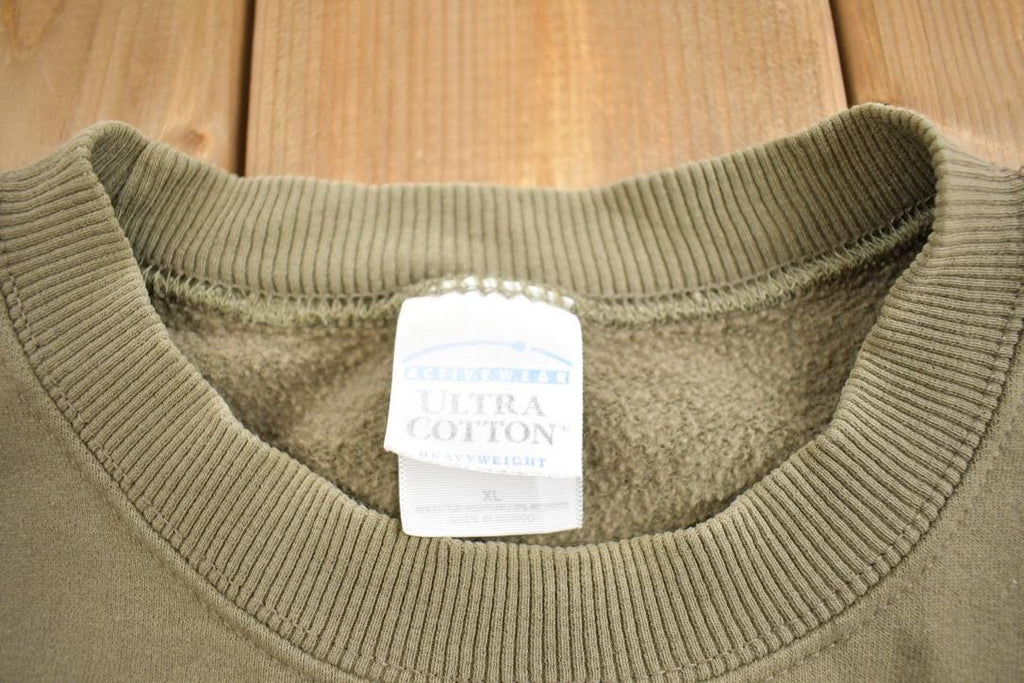 Vintage 1990s Cabelas Graphic Crewneck Sweatshirt Made In USA