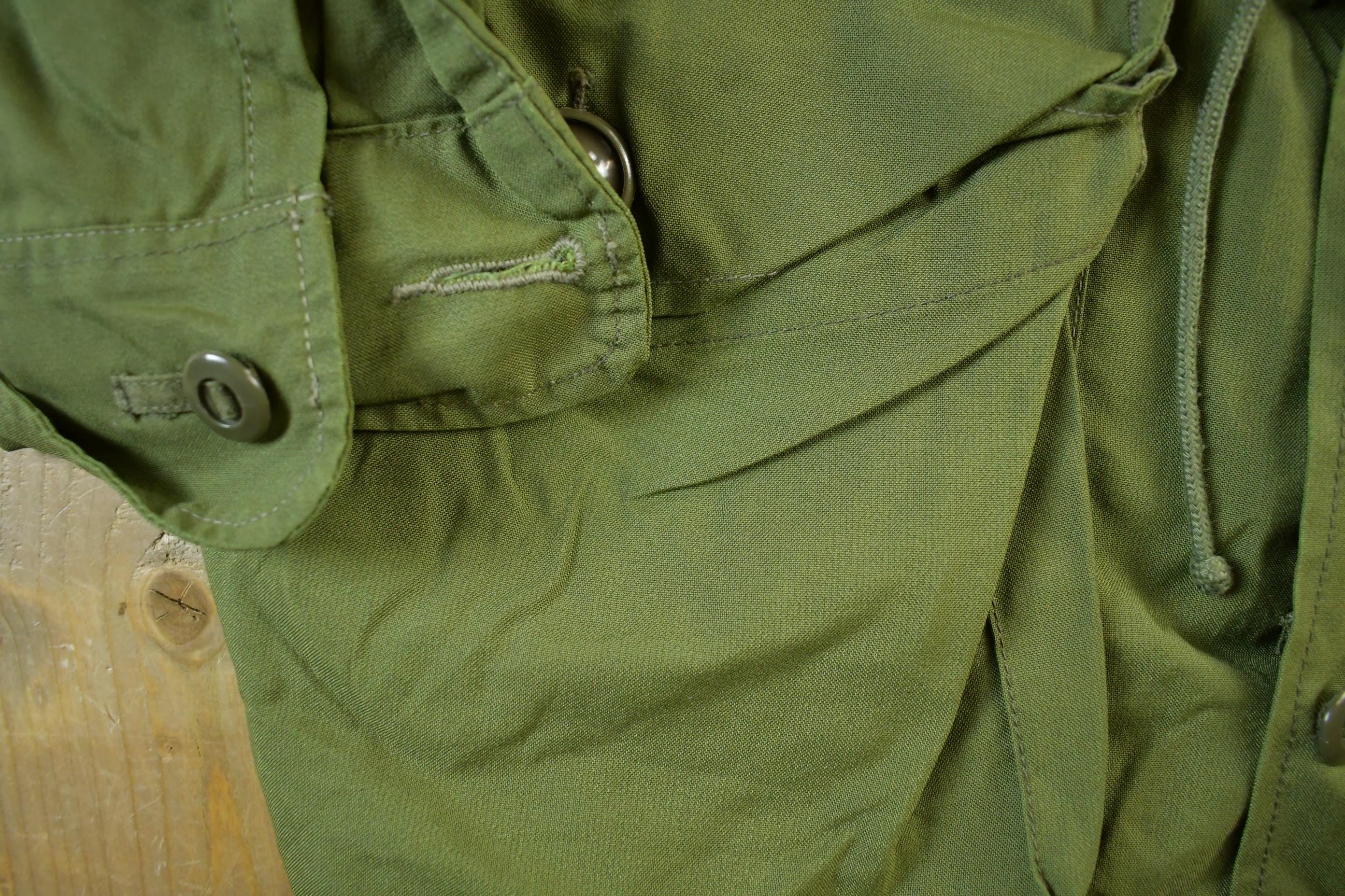 Vintage 2001 Canadian Army Mk II Coat Mens Large