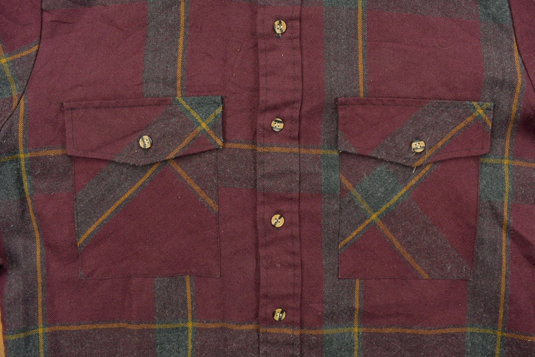 Vintage 1990s Claybrooke Outdoors Plaid Lined Flannel Button Up Shirt