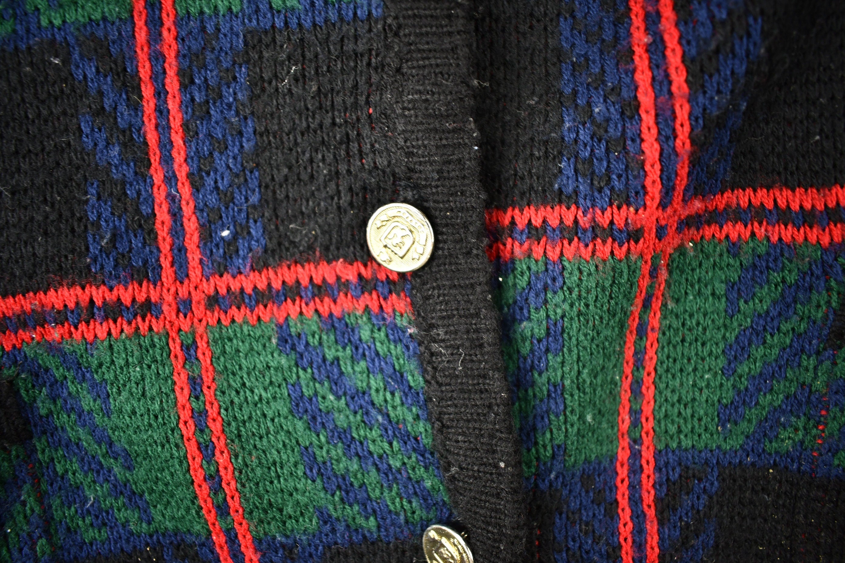 Vintage 1980s Tally-Ho Creation 100% Acrylic Knit Cardigan Sweater