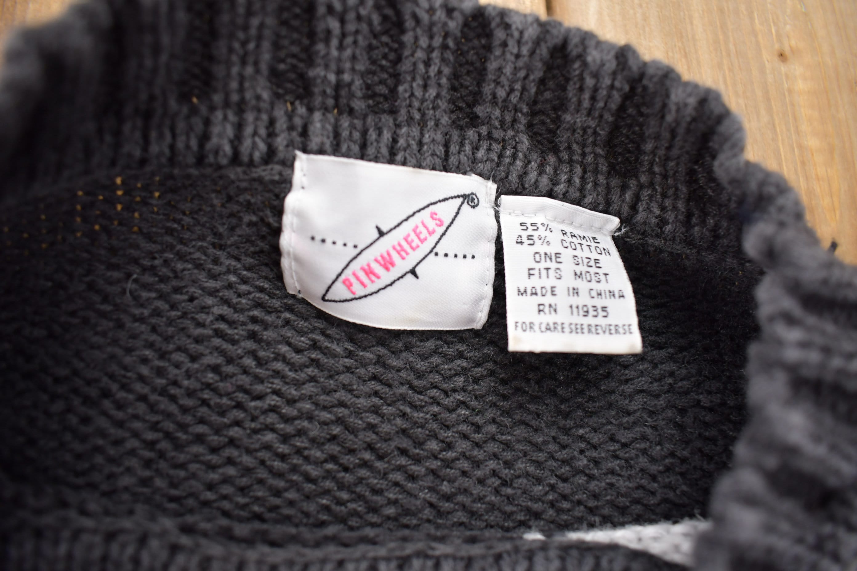 Vintage 1990s 100% Pinwheels Wool Knit Sweater