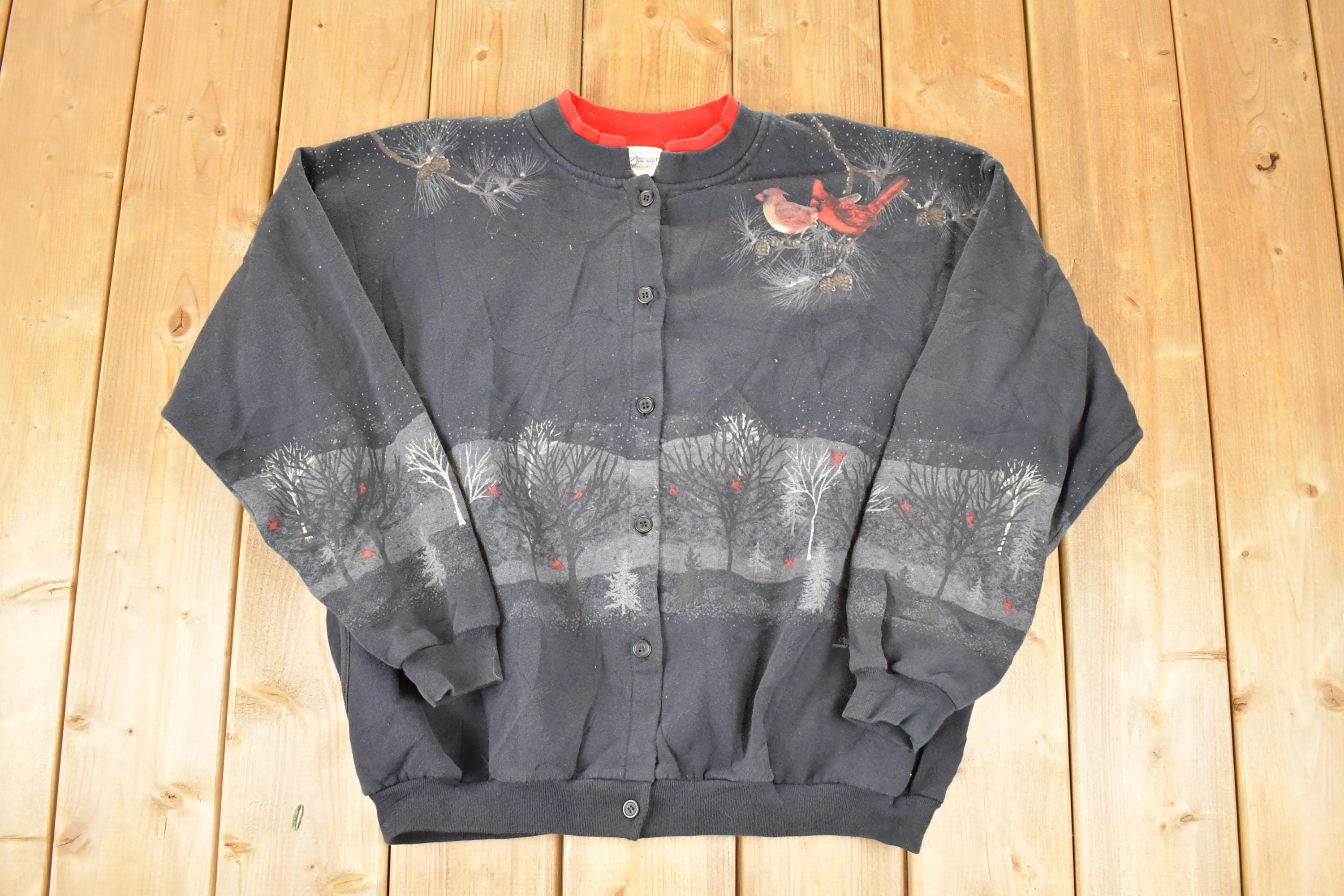 Vintage 1990s Artisans Winter Cardinal AOP Double Collar Button Up Crewneck Sweatshirt Women's L