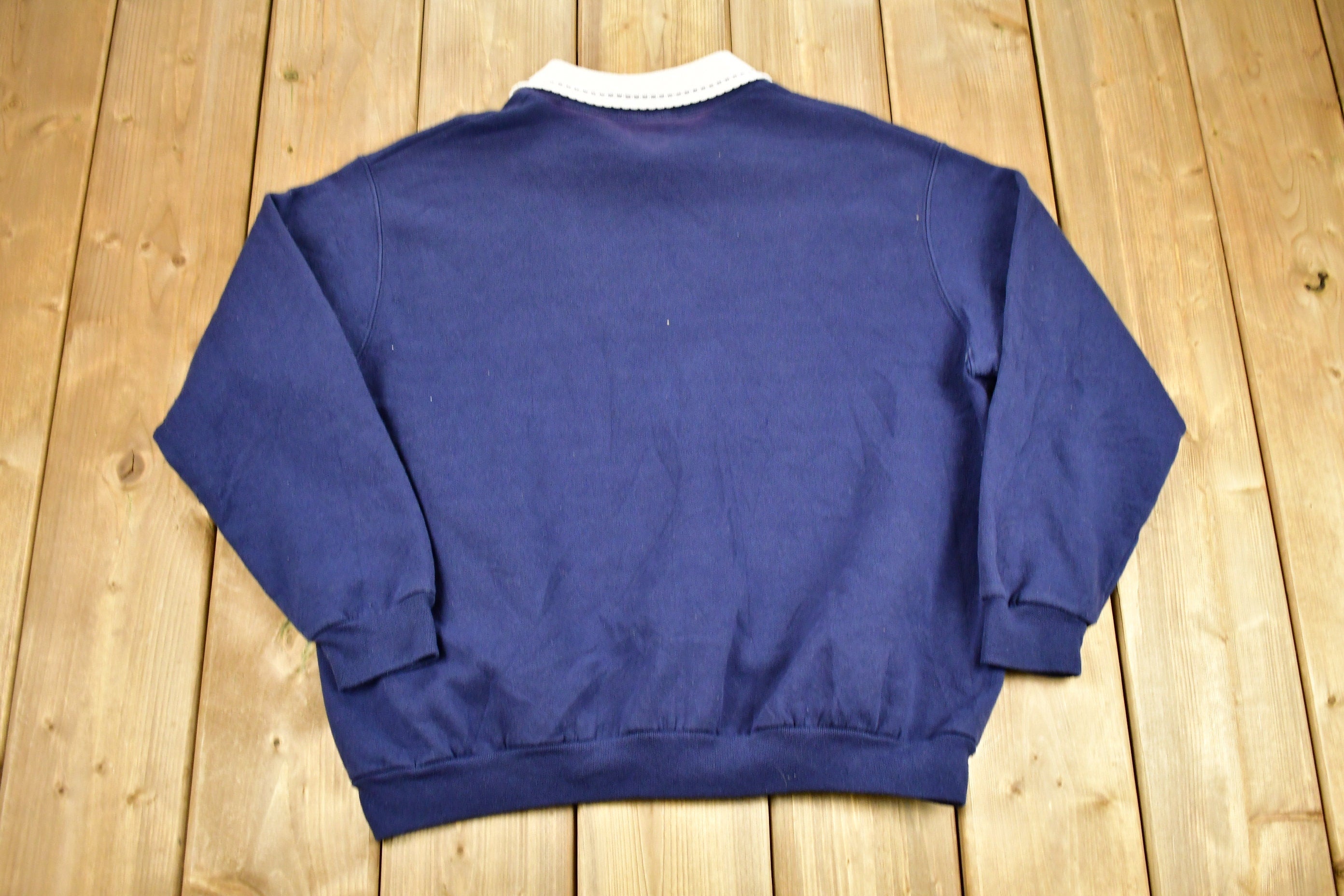 Vintage 1990s Heart Graphic Cute Crewneck Sweater