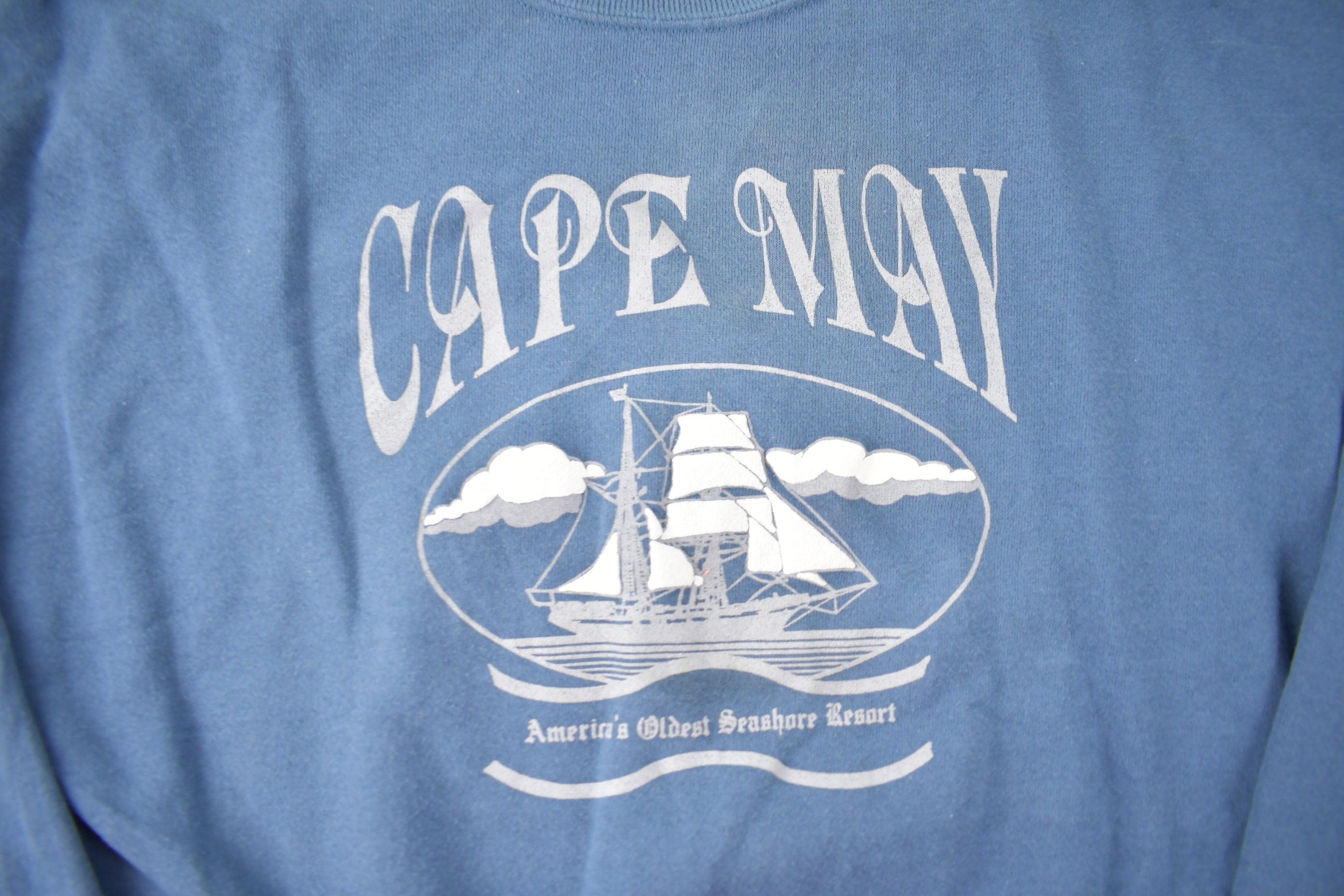 Vintage 1990s Cape May Americas Oldest Sea Shore Resort Souvenir Crewneck Sweatshirt Made in USA
