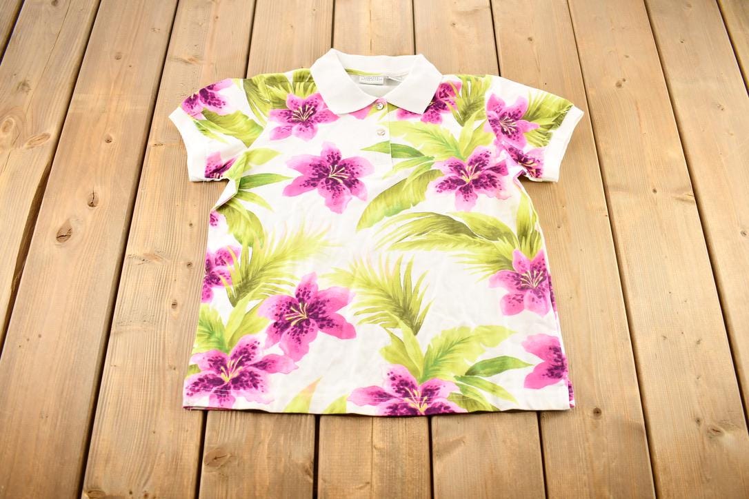Vintage 2000s Women's White Stag Tropical Floral Pattern Polo Shirt