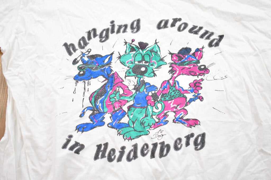Vintage 1990s Hanging Around In Heidelberg Graphic T-Shirt