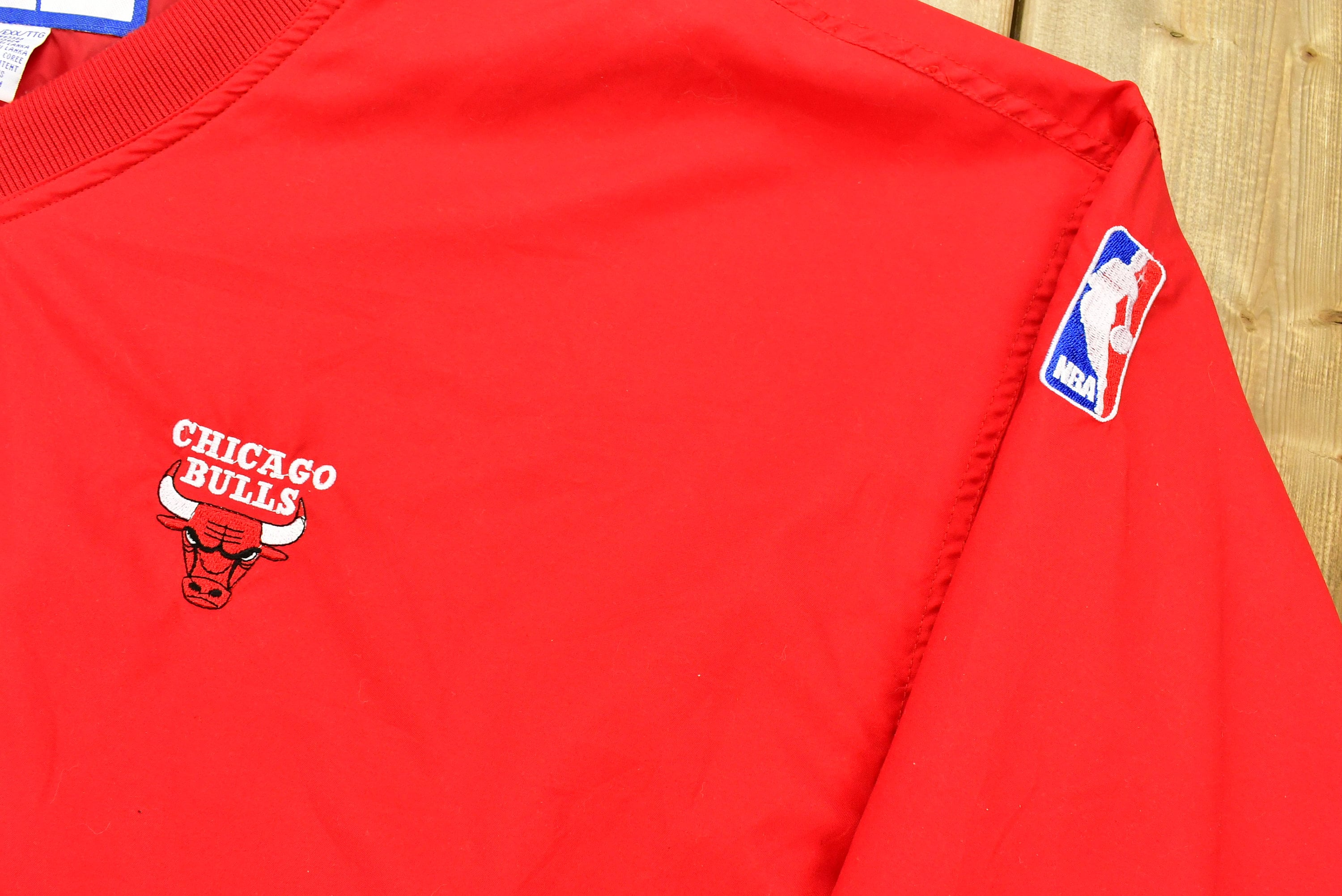 Vintage 1990s Chicago Bulls NBA Windbreaker Jacket