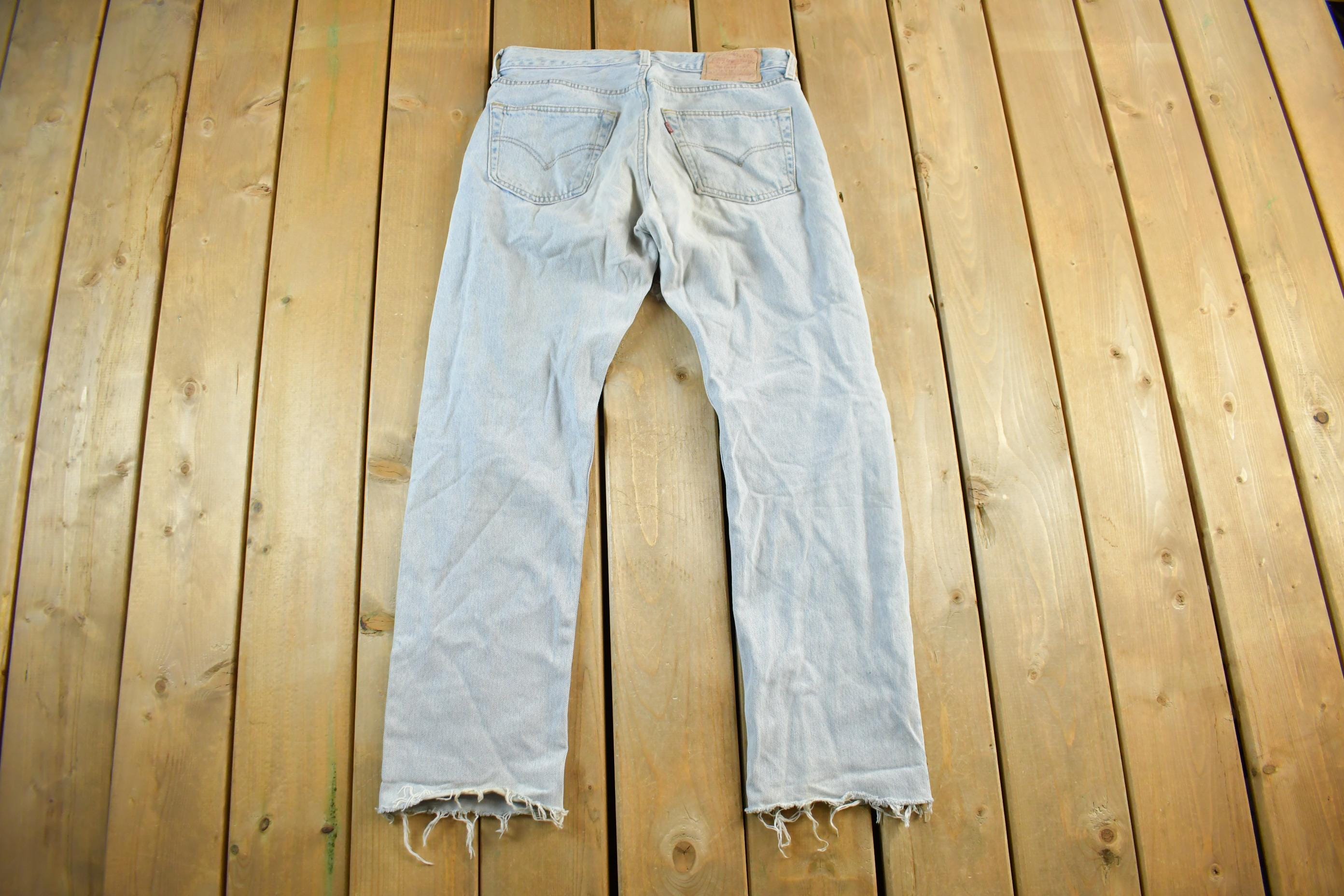 Vintage 1990s Levi's Distressed 501 Denim Jeans Size 32 x 30