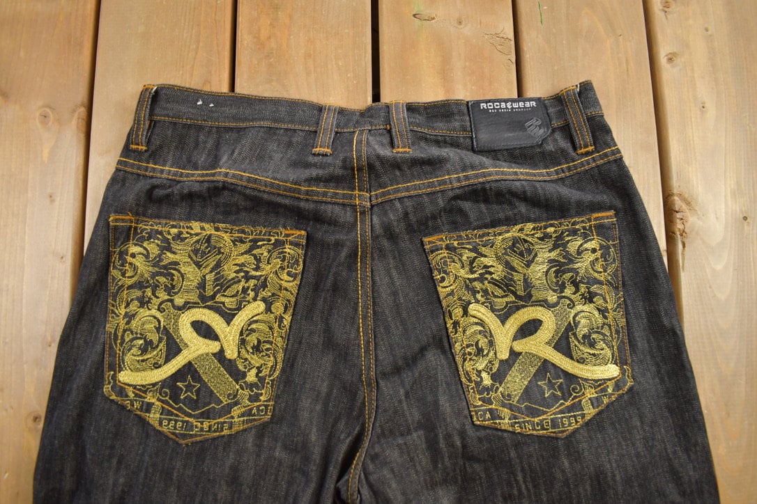 Vintage 2000's ROCA WEAR Pants Size 34x32