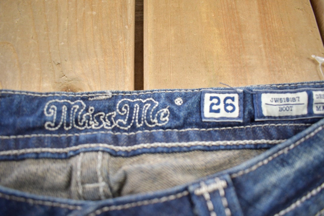 Vintage Y2K Miss Me Bedazzled Low Rise Jeans Size 26x31