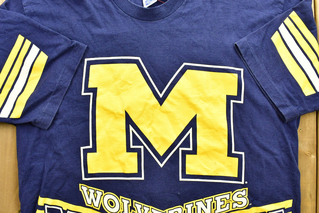 Vintage 1990s University of Michigan State Wolverines Collegiate T-Shirt