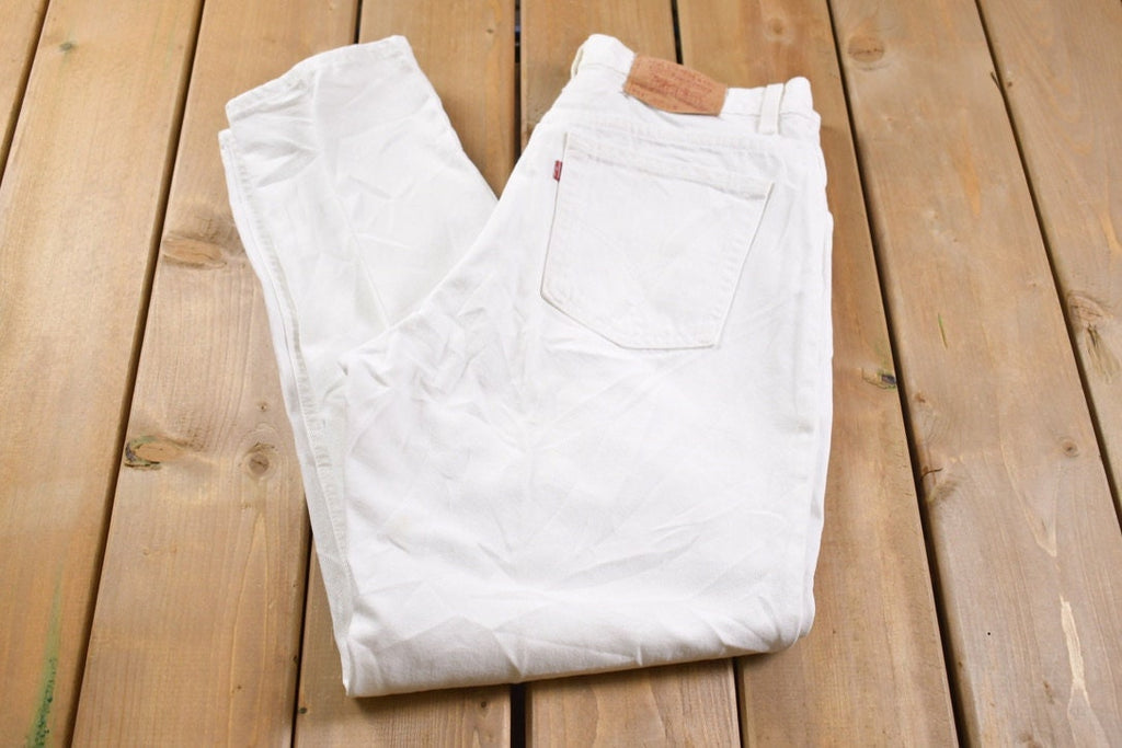 Vintage 1990s Levi 551 Red Tab Jeans Size 32 x 30