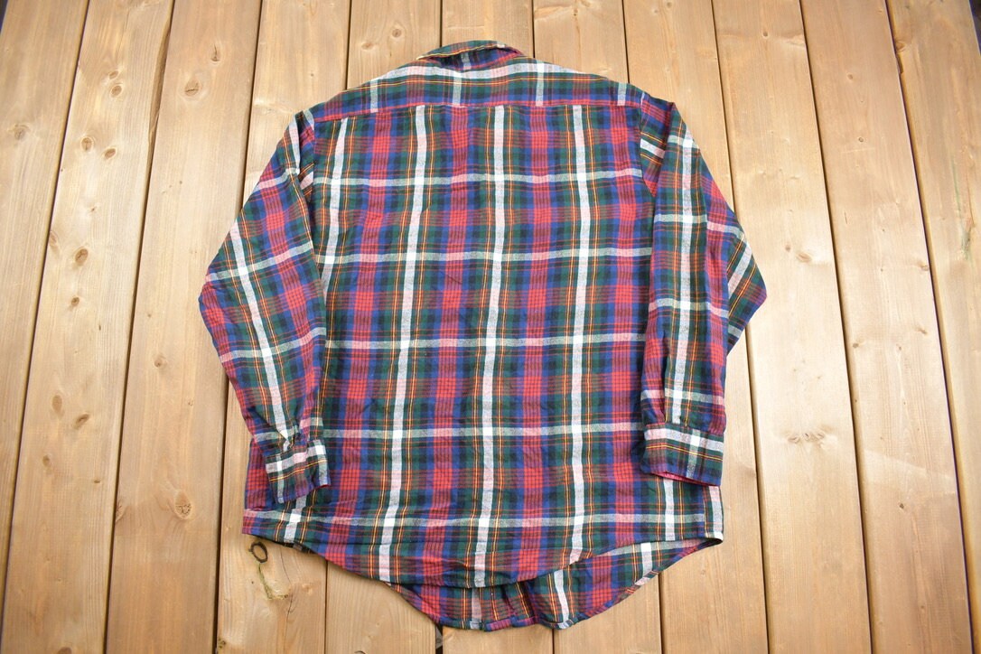 Vintage 1990s Outdoor Exchange Plaid Button Up Shirt / Lined / 1990s Button Up / Vintage Flannel / Basic Button Up