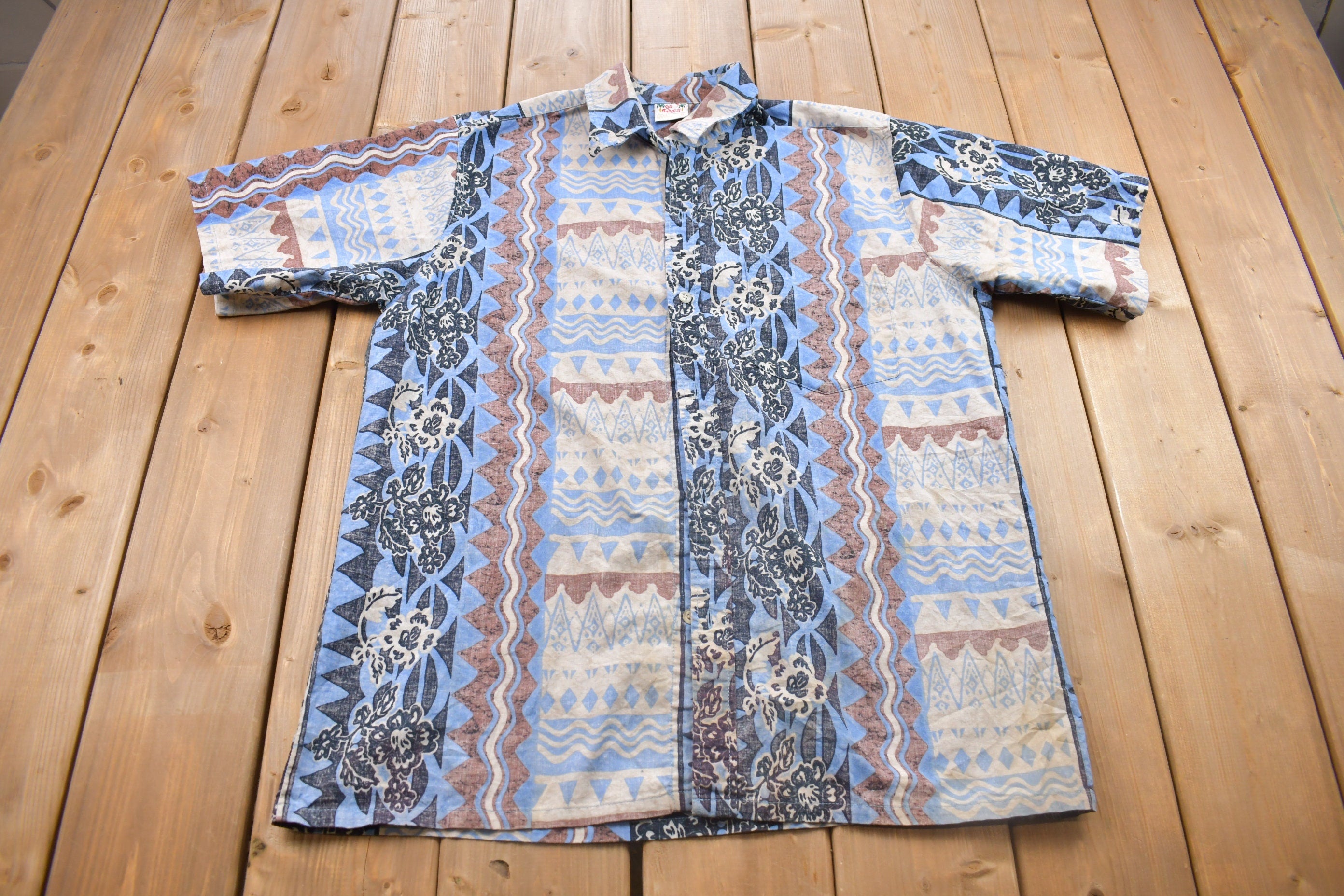 Vintage 1980s Tropical Pattern Button Up Shirt