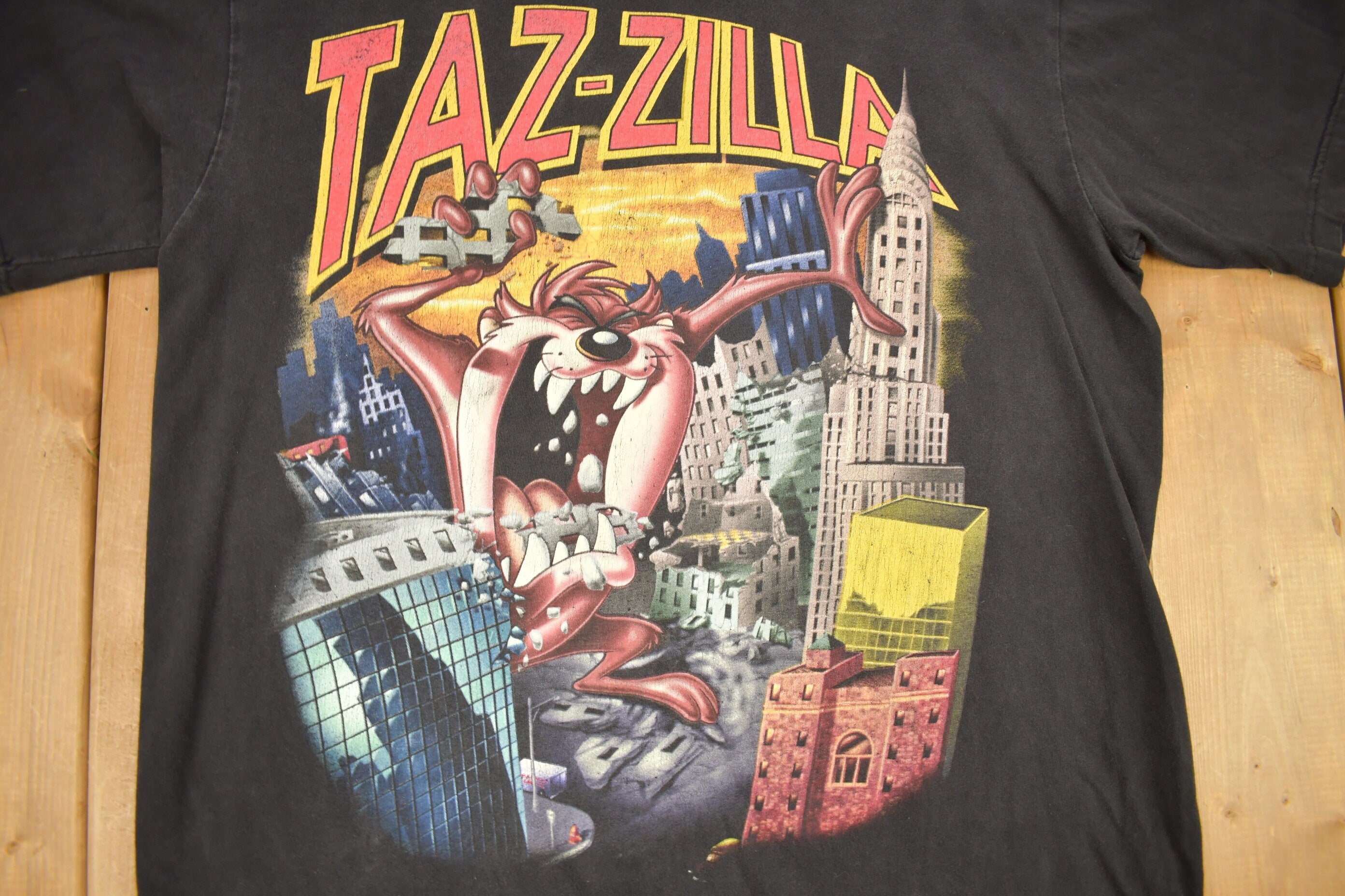 Vintage 1997 Taz-Zilla Graphic Looney Tunes T-Shirt