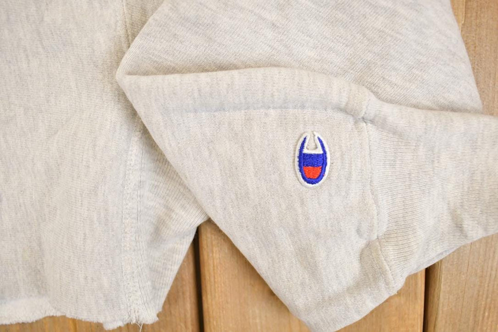 Vintage Y2K Champion Reverse Weave Cropped Crewneck Sweatshirt Womens Cropped M