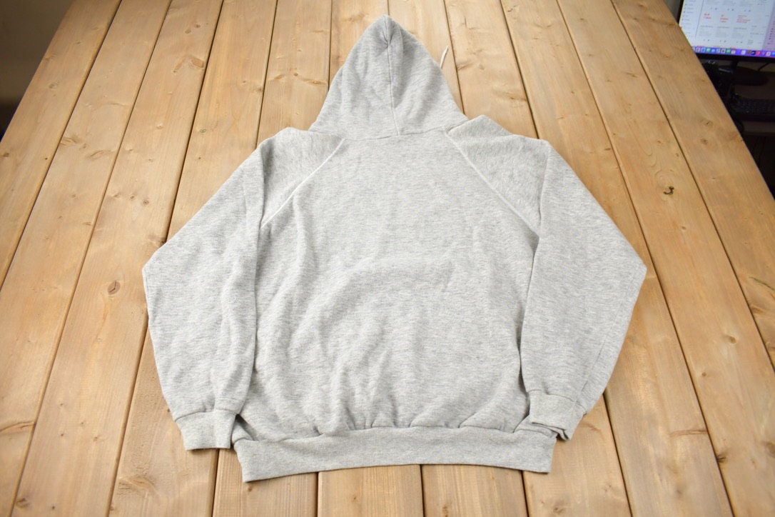 Vintage 1987 Beargrease Dog Sled Racing Graphic Hoodie Made In USA