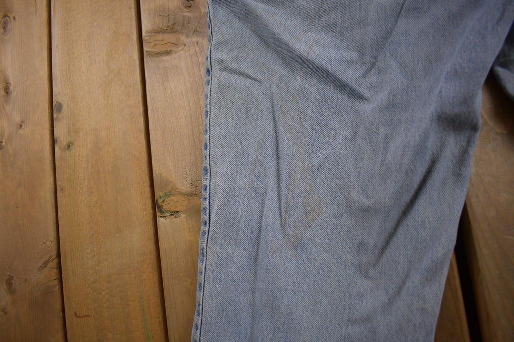Vintage 1990s Levi's 550 Light Wash Jeans Size 28 x 31