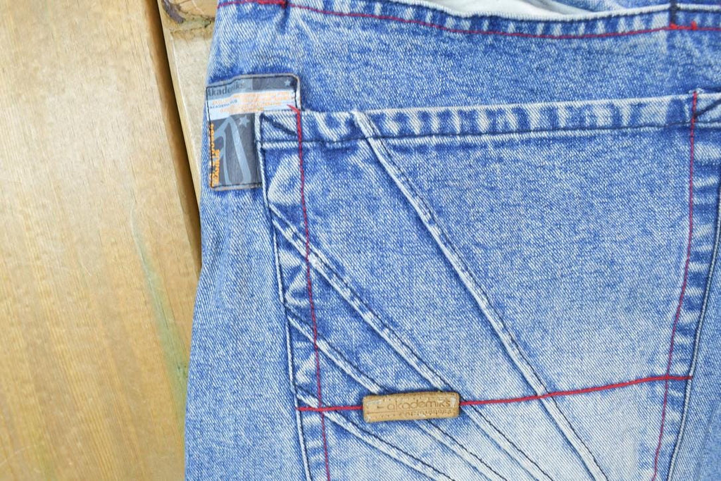 Vintage 1990s Akademiks Denim Jeans Size 34 x 34