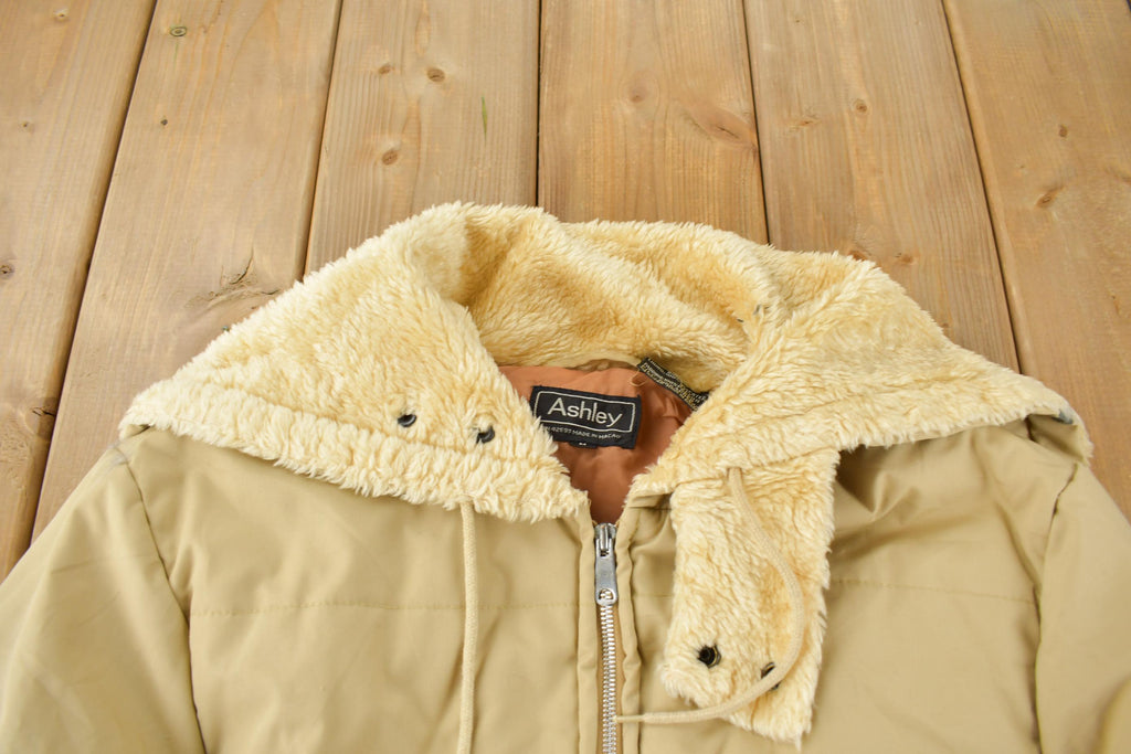 Vintage 1980s Ashley Beige Fur Collar Light Weight Jacket