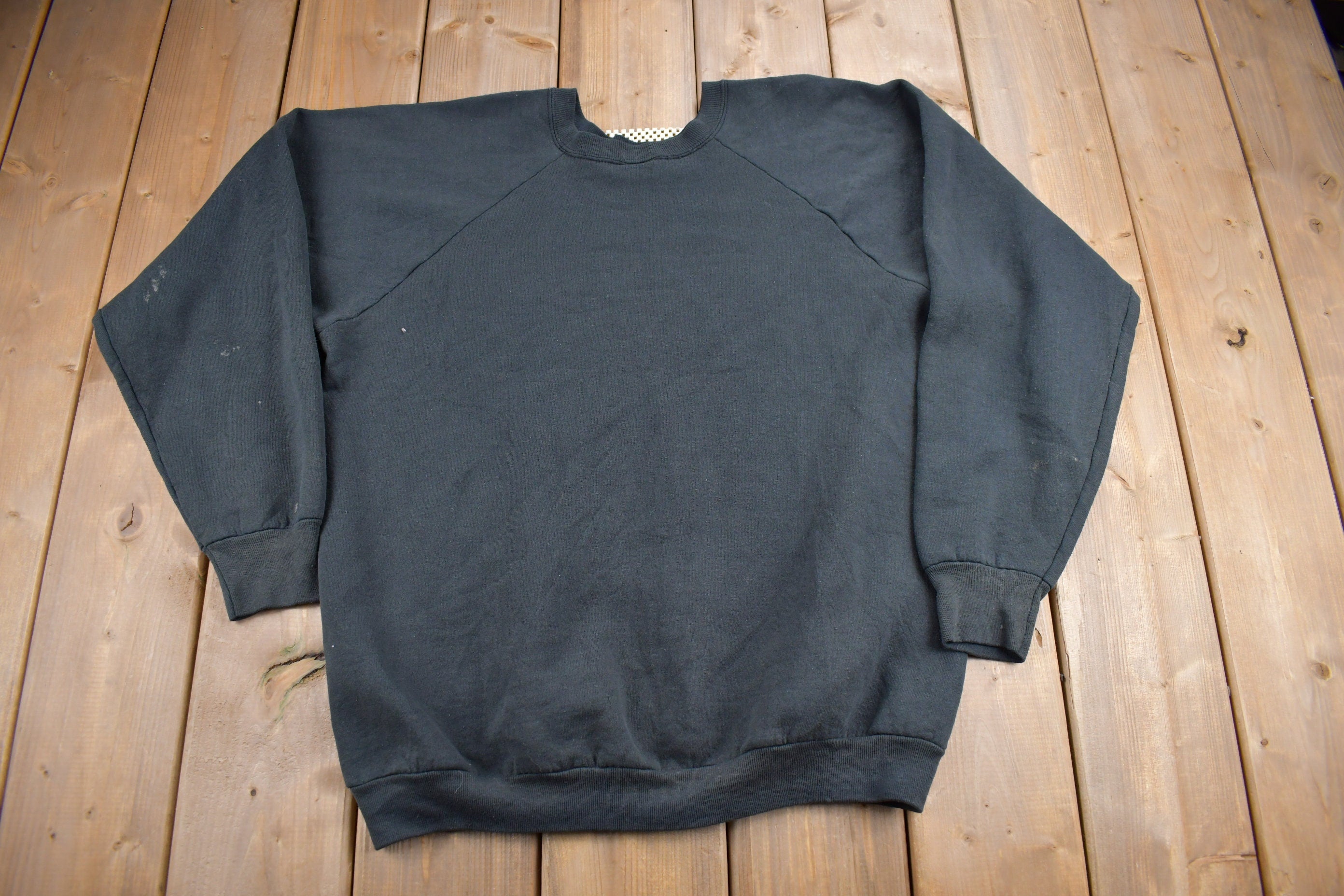 Vintage 1997 Las Vegas Nevada Raglan Graphic Crewneck Sweatshirt
