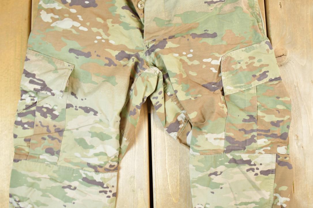 Vintage 1990s Army Camouflage Cargo Pants Size 35 x 29