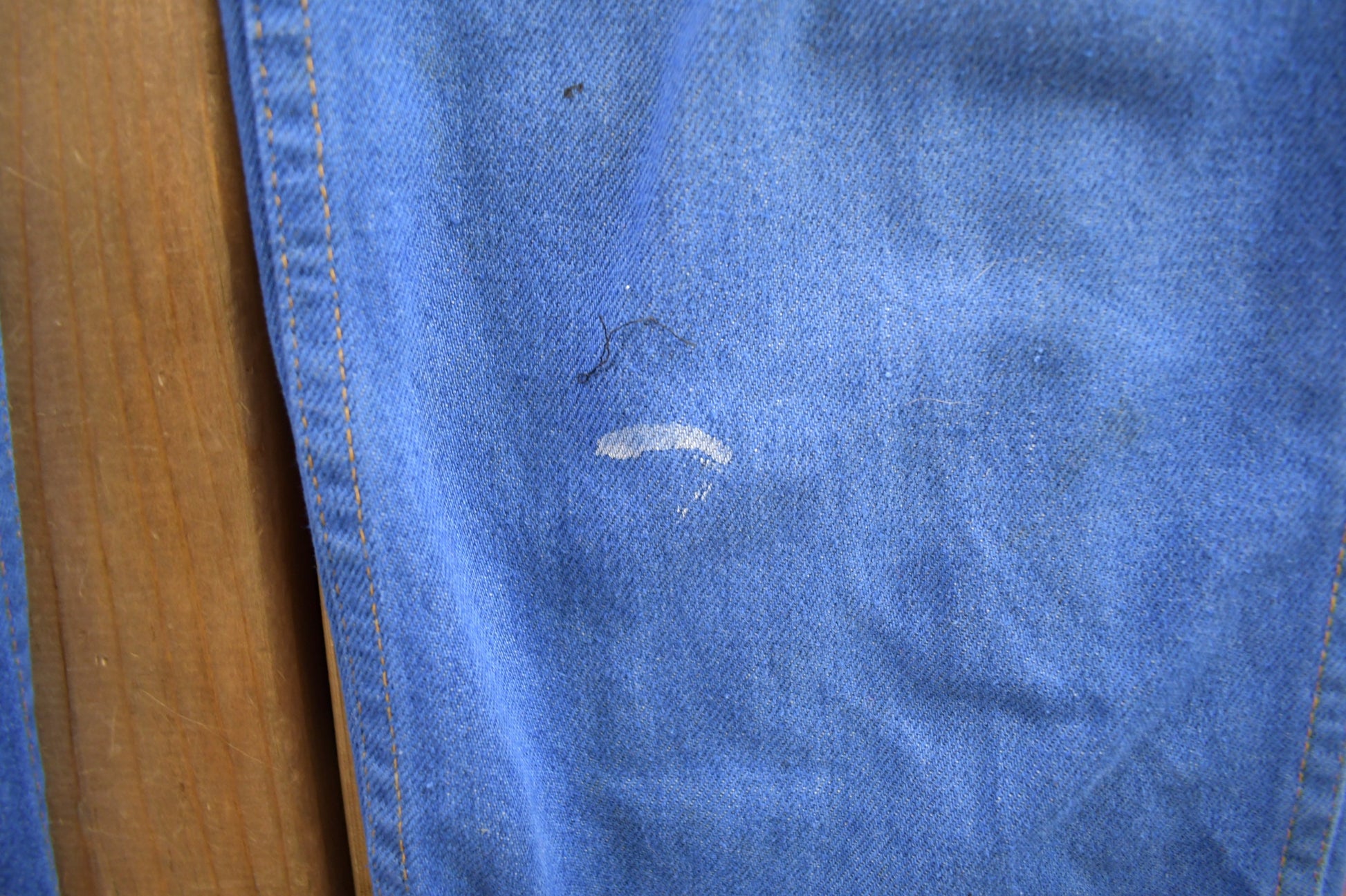 Vintage 1980s Distressed Blue Jeans Size 32x36