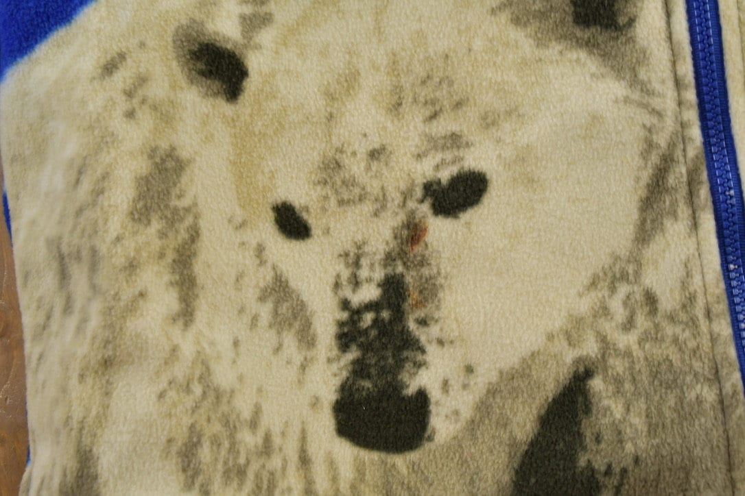 Vintage 1990s Winter Theme Polar Bear Graphic Fleece Sweater