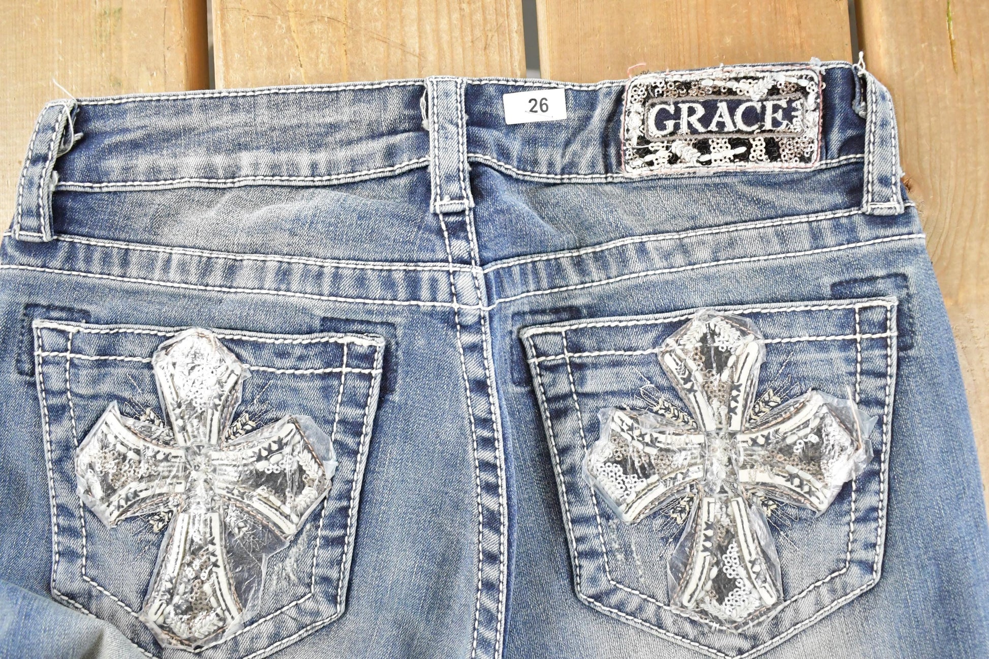 Vintage Deadstock Y2K Grace In LA Bedazzled Cross Bootcut Low Rise Jeans Women's Size 26 x 32