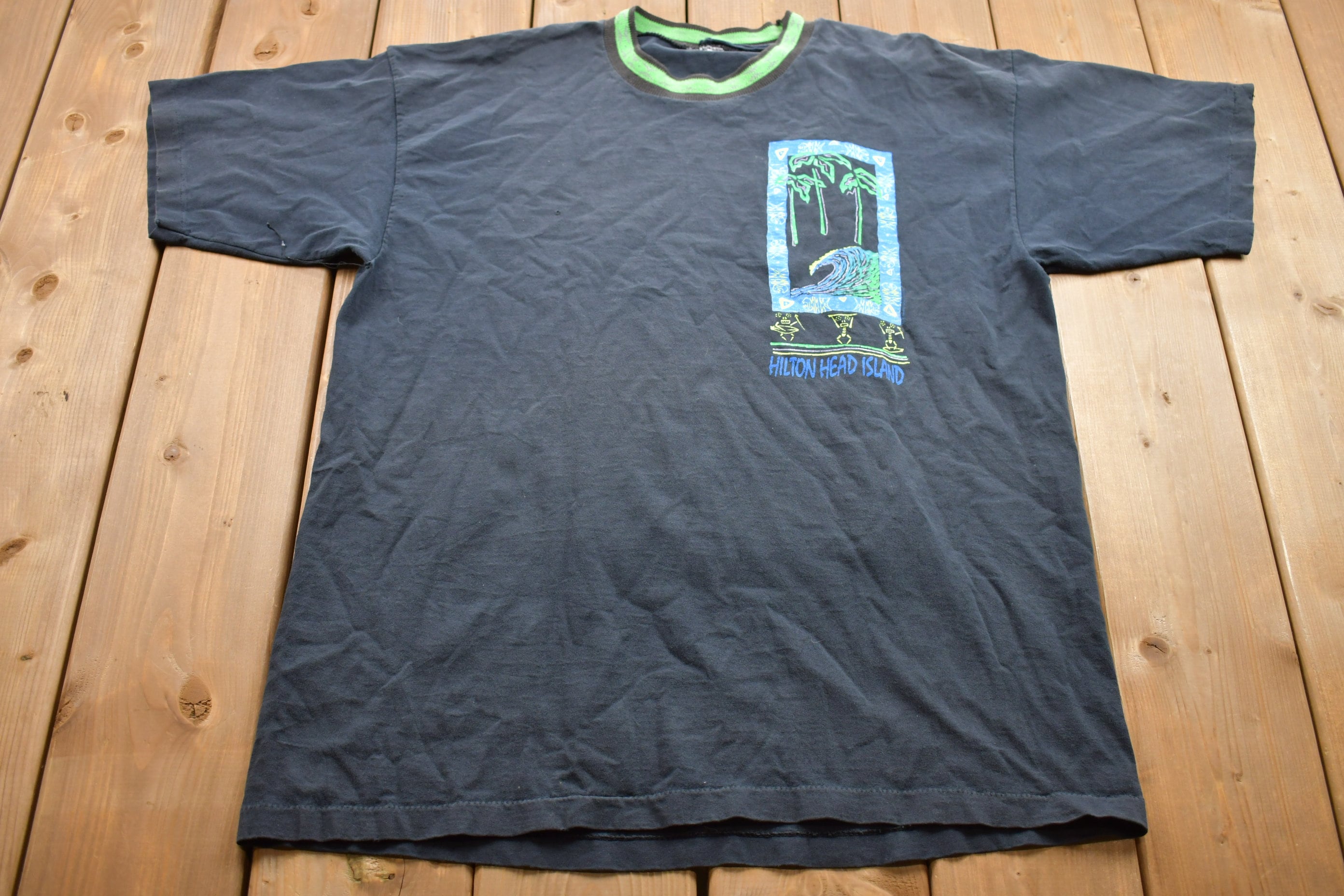 Vintage 1990s Hilton Head Island Wave And Palm Trees Souvenir T Shirt