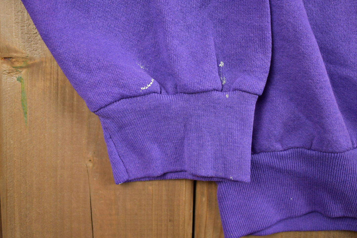 Vintage 1980s Purple Tultex Blank Crewneck Sweatshirt / 80s Crewneck / Made In USA / Essential / Streetwear / 80s Blank / Size Large