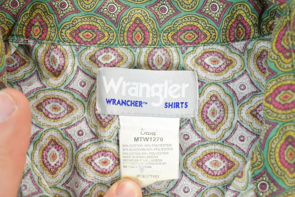 Vintage 1990s Wrangler Wrancher Button Up Western Style Cowboy Shirt