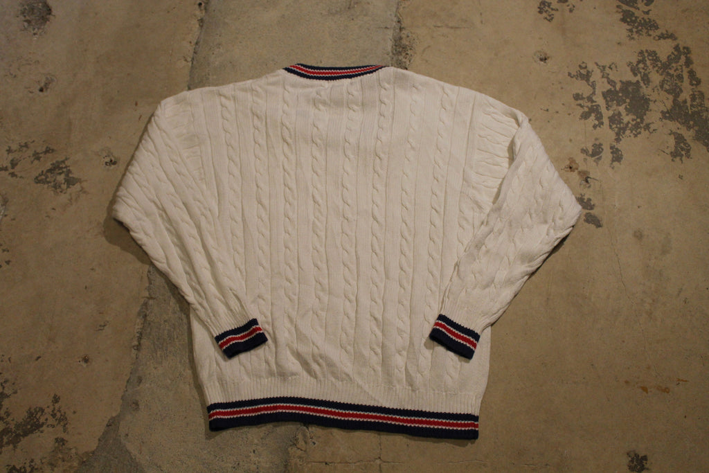 Vintage 1990s 3D Cable Knit Pattern V-Neck Sweater /