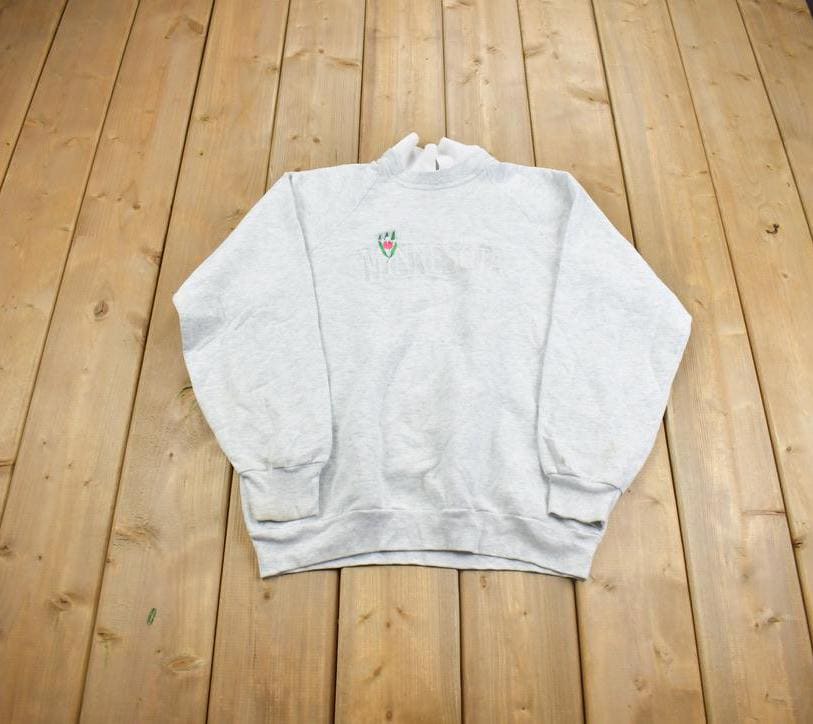 Vintage 1990s Minnesota Embroidered Collard Crewneck Sweatshirt Made In USA