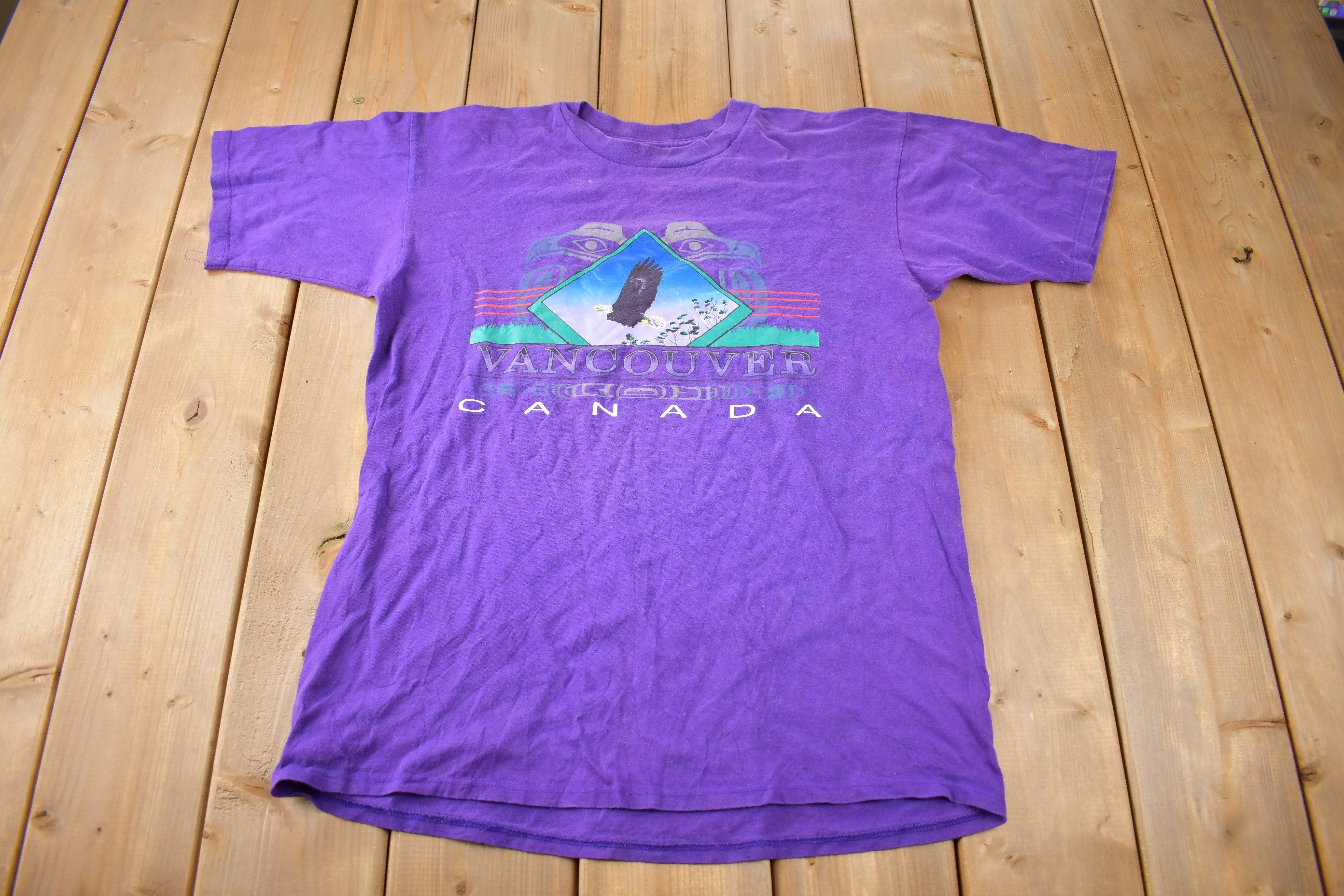 Vintage 1990s Vancouver Canada Souvenir Travel T Shirt Made In Canada