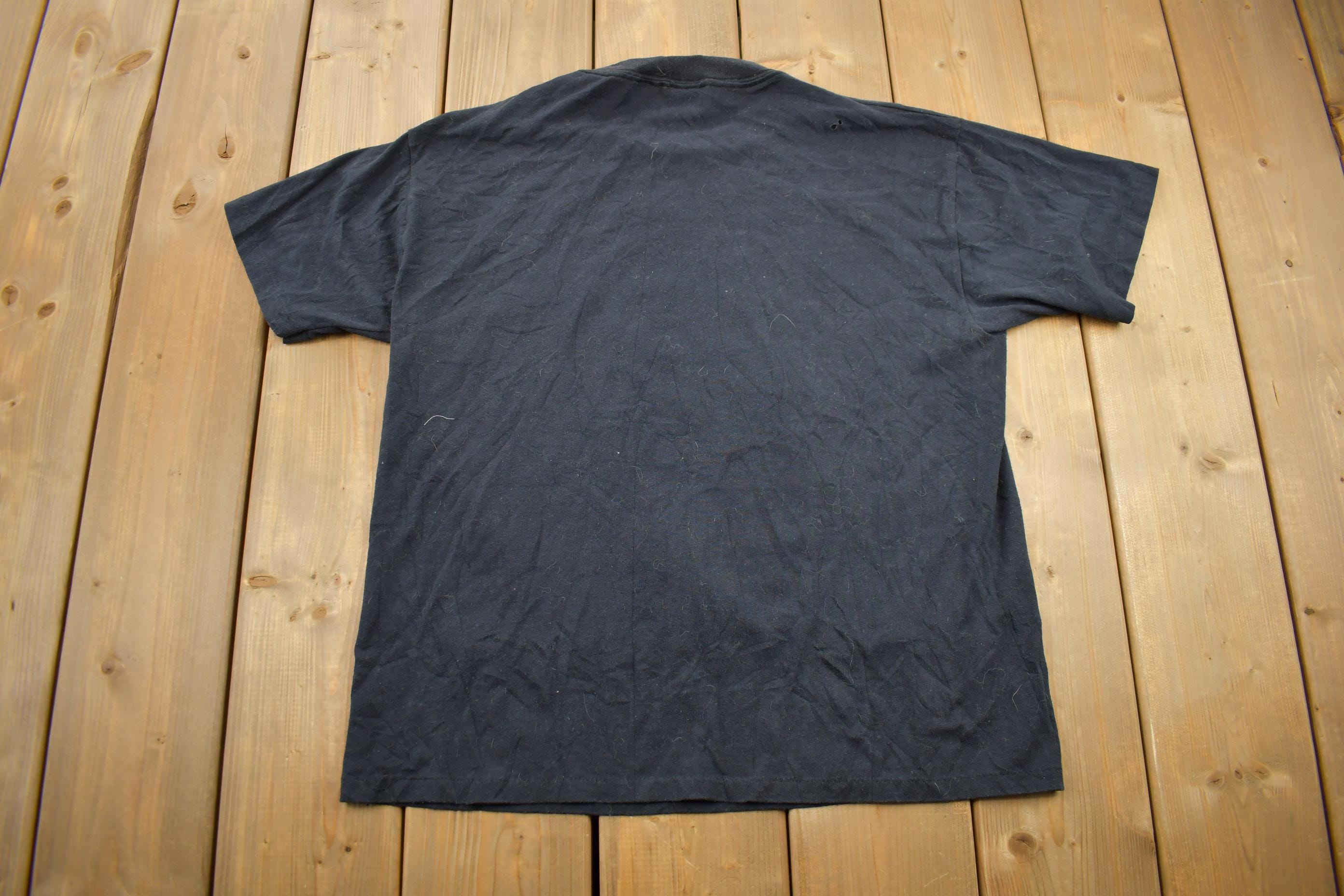 Vintage 1989 Taz Born To Be Wild Biker Graphic Looney Tunes T-Shirt