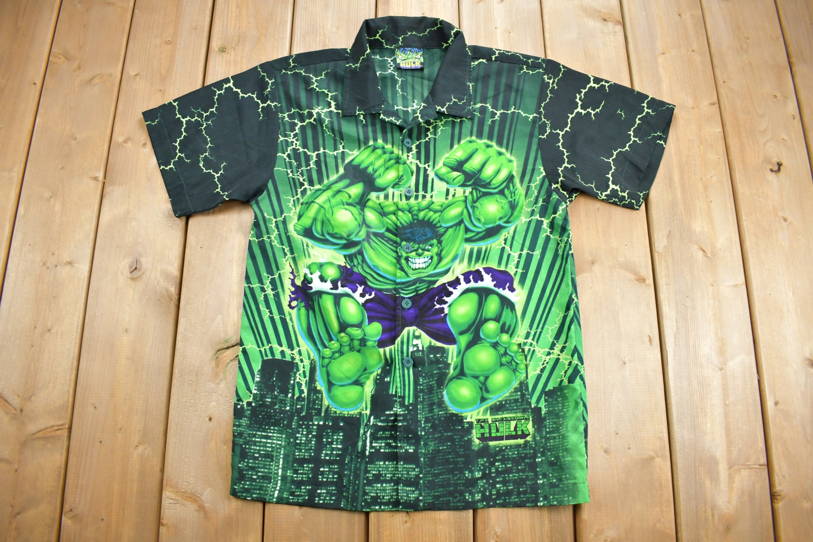 Vintage 2002 The Incredible Hulk All Over Print Button Up T-Shirt Marvel Superhero All Over Print