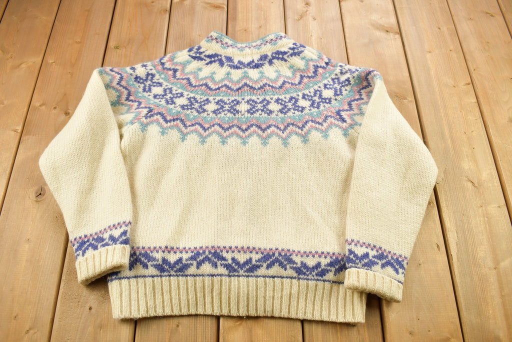 Vintage 1990s Woolrich Woman Knitted Wool Snowflake Cardigan Sweater