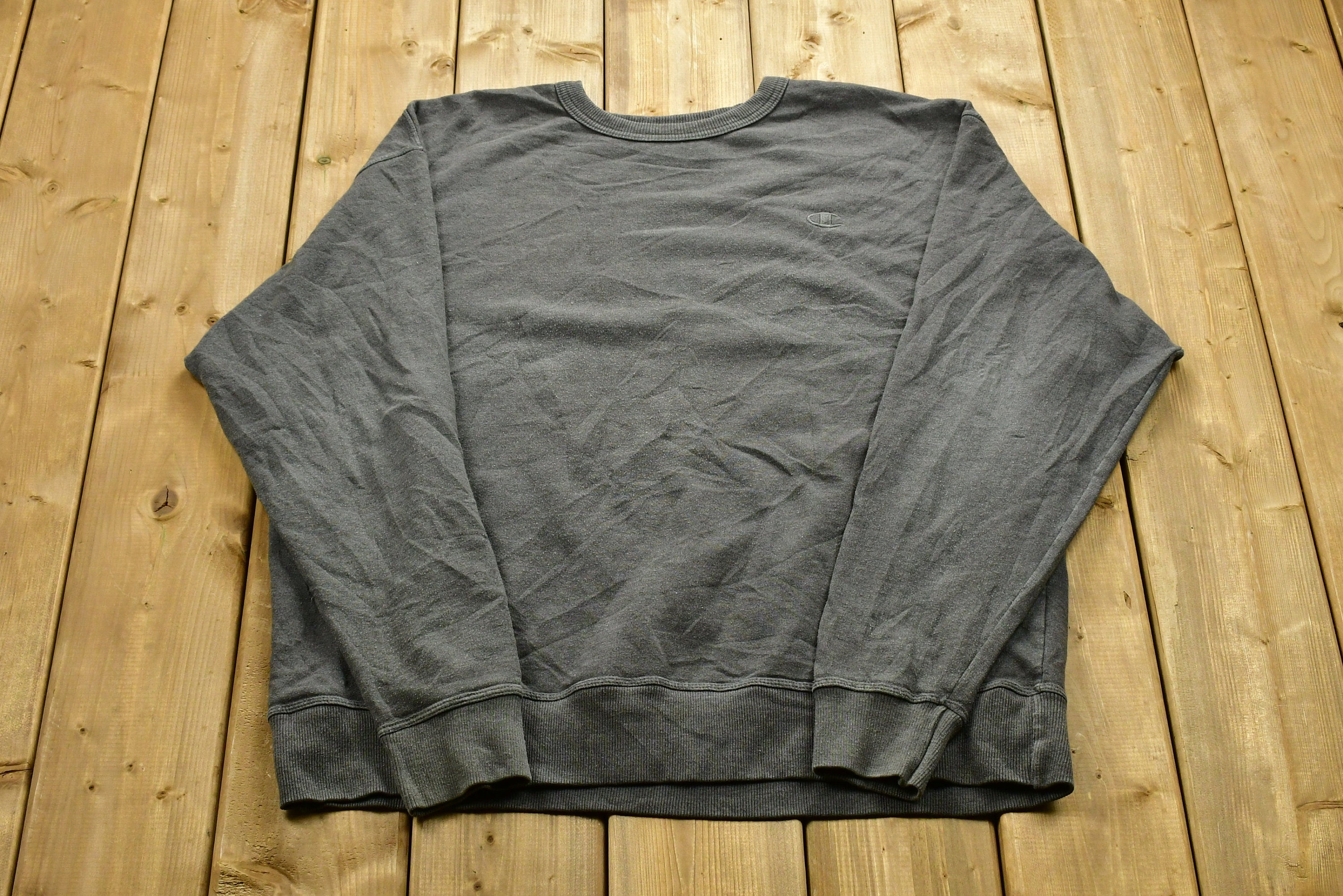 Vintage Champion Embroidered Crewneck Sweatshirt