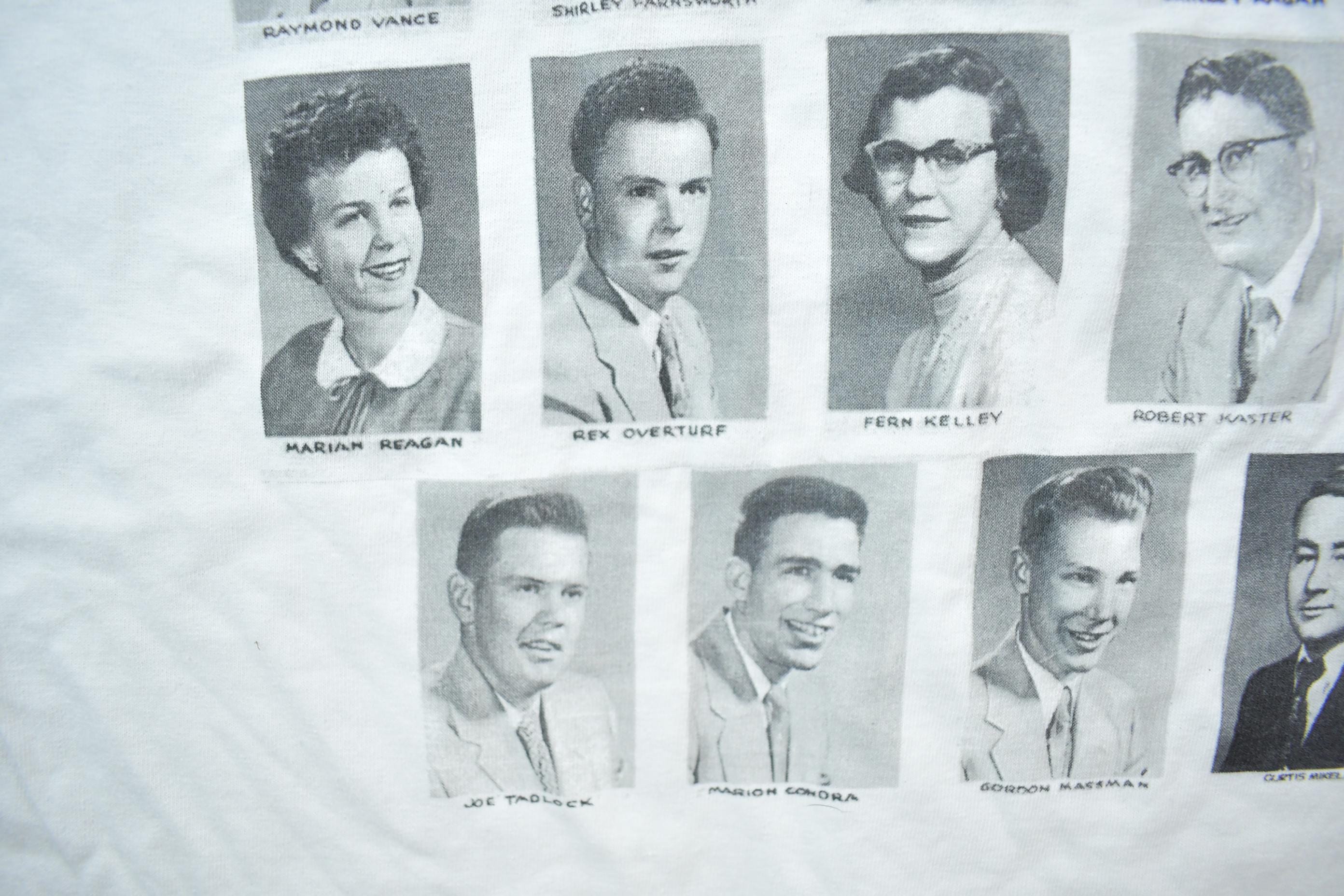 Vintage 1990s Class Of 1954 Moravia High School Souvenir T-Shirt