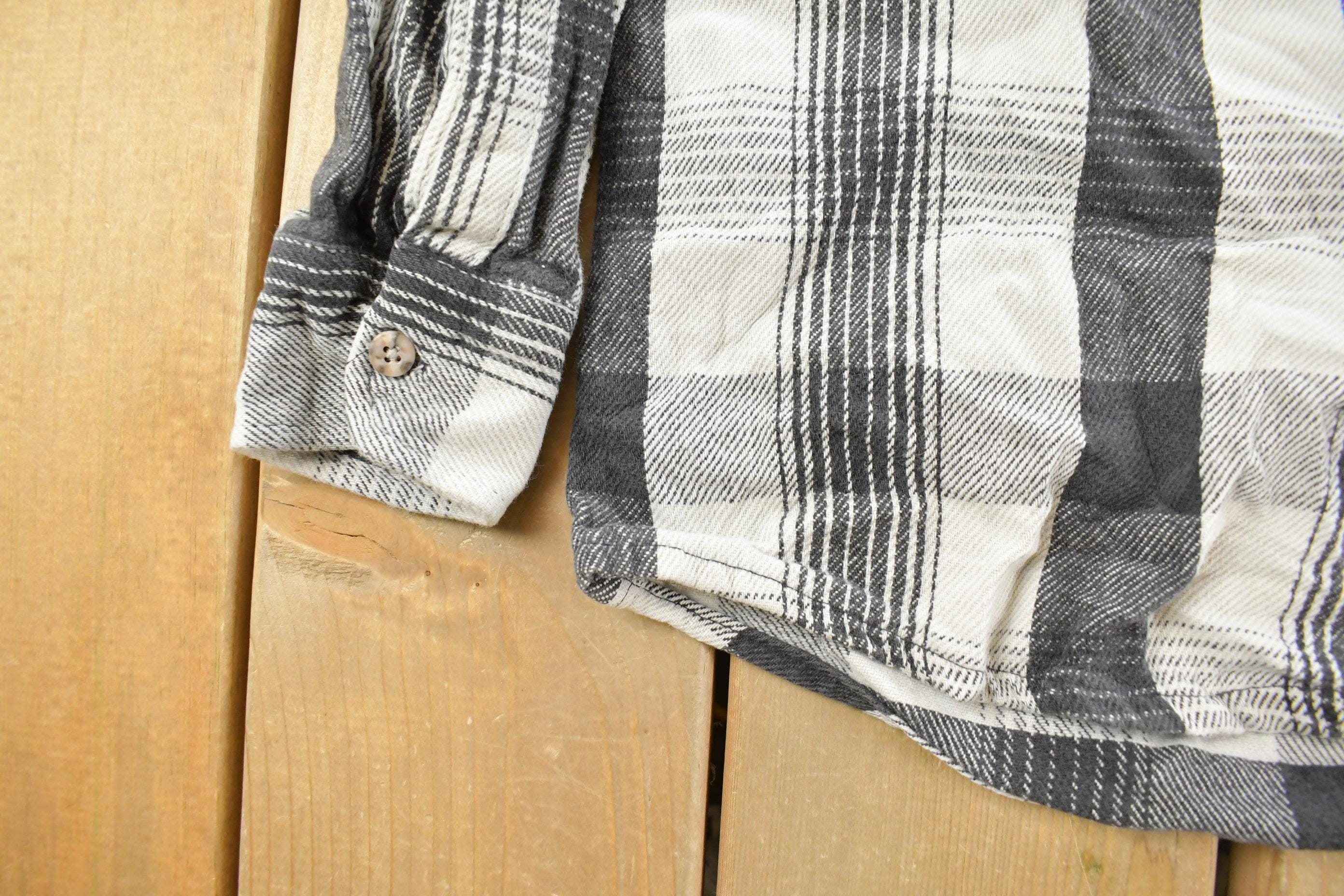 Vintage 1990s Fieldmaster Button Up Flannel Shirt Men's Medium