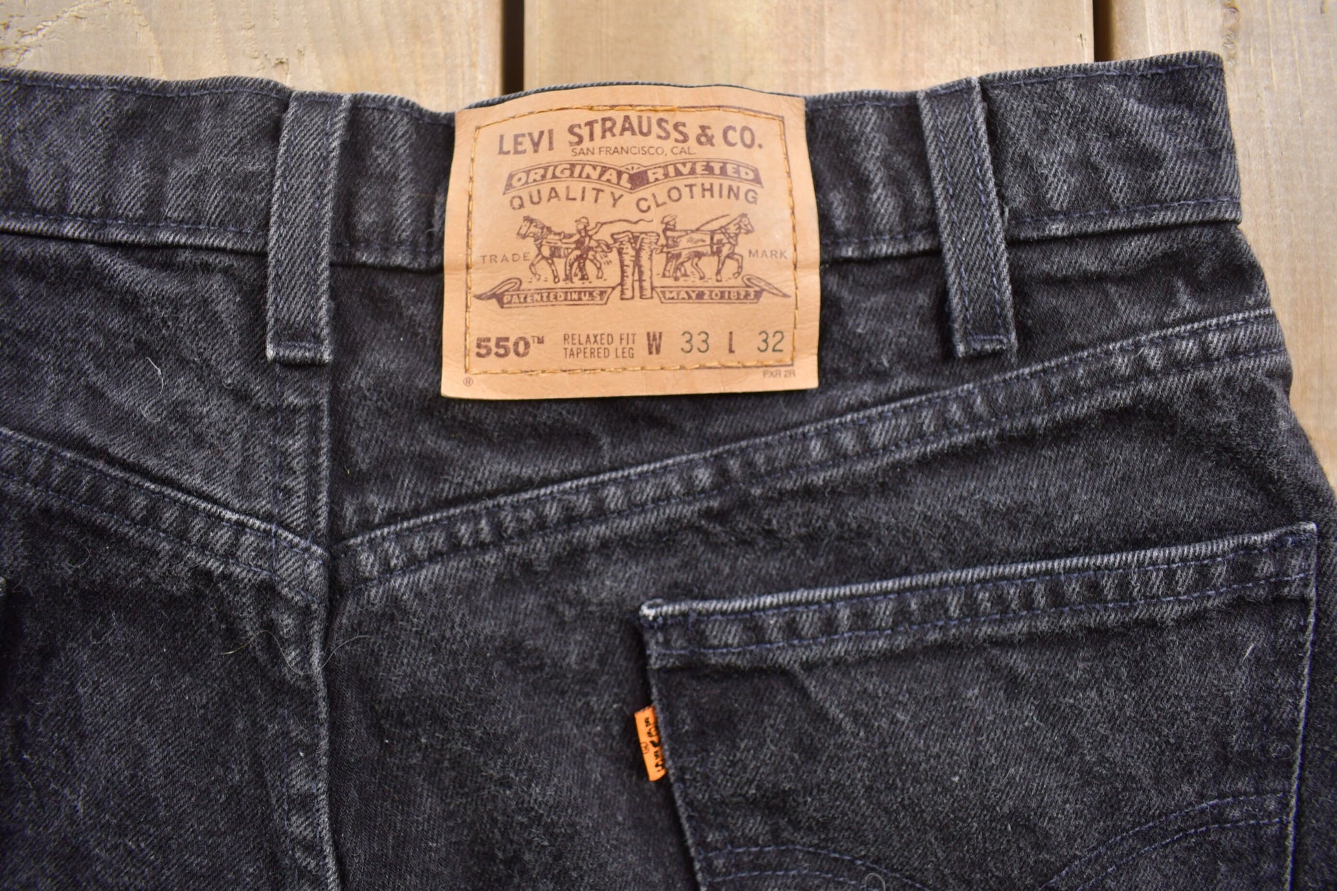 Vintage 1980s Levi's 550 Orange Tab Black Denim Jeans Size 30 x 31