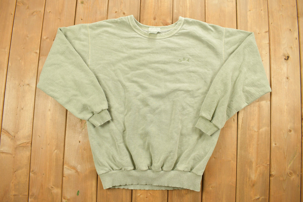 Vintage 1990s Embroidered USA Sweatshirt