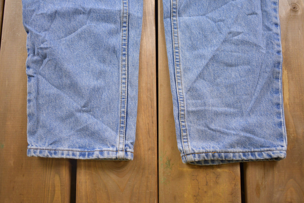 Vintage 1990s Levi's 550 Red Tab Jeans Size 30 x 32