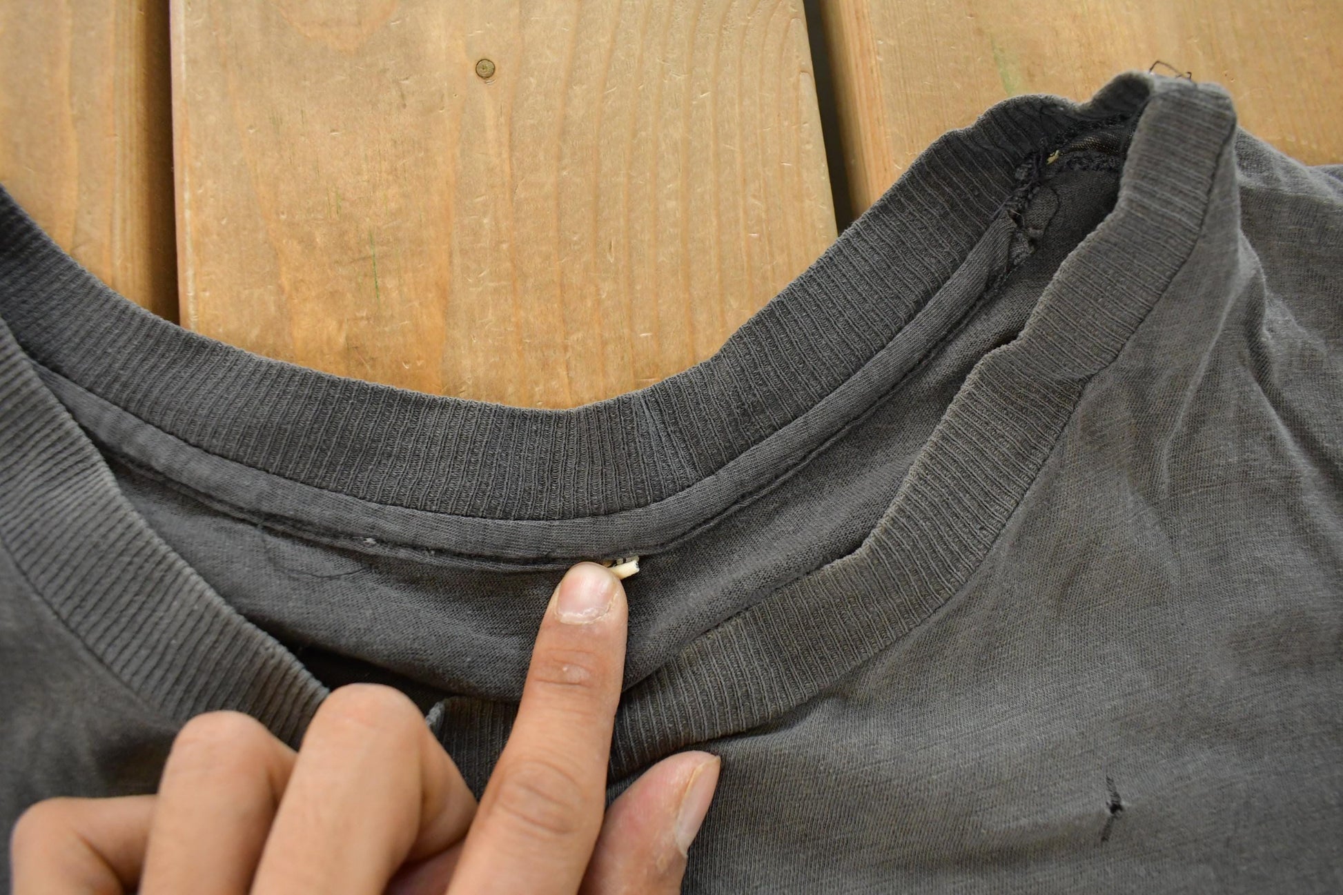 Vintage 1990 Iron Maiden Deaf Sentence Thrashed Band T-Shirt Men's Large / Rare Vintage T-Shirt / 90s Band Tee / Single Stitch / Distressed